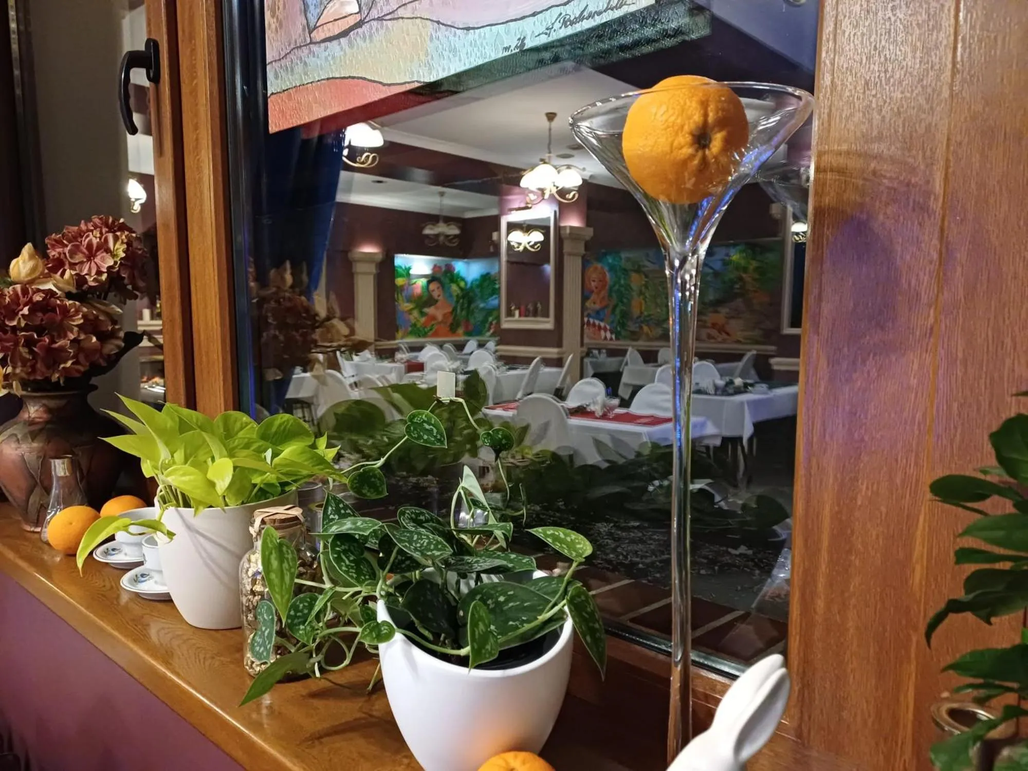 Restaurant/places to eat in Rezydencja Izabella