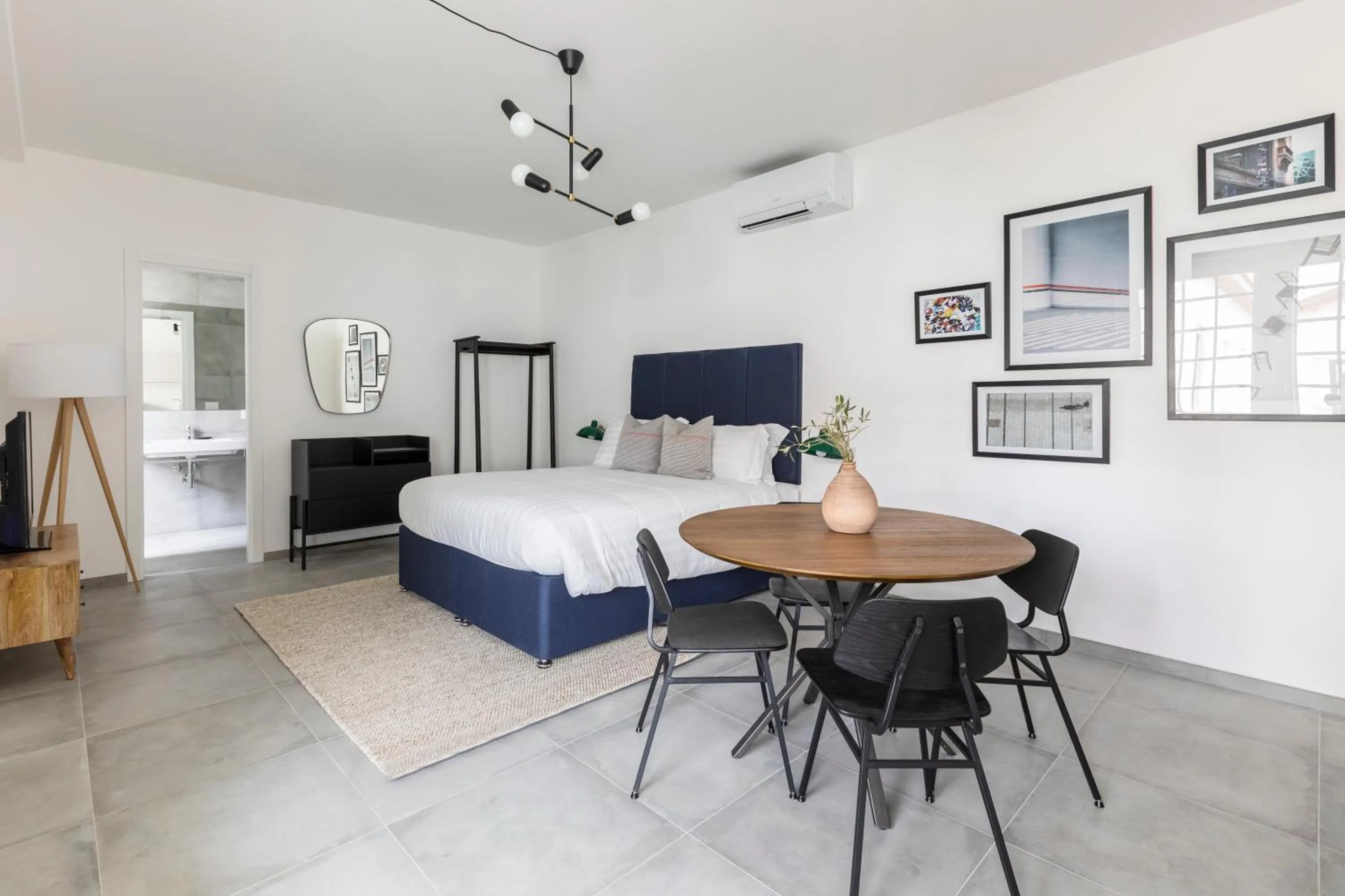 Studio with Terrace in Sonder by Marriott Bonvoy San Lorenzo Apartments