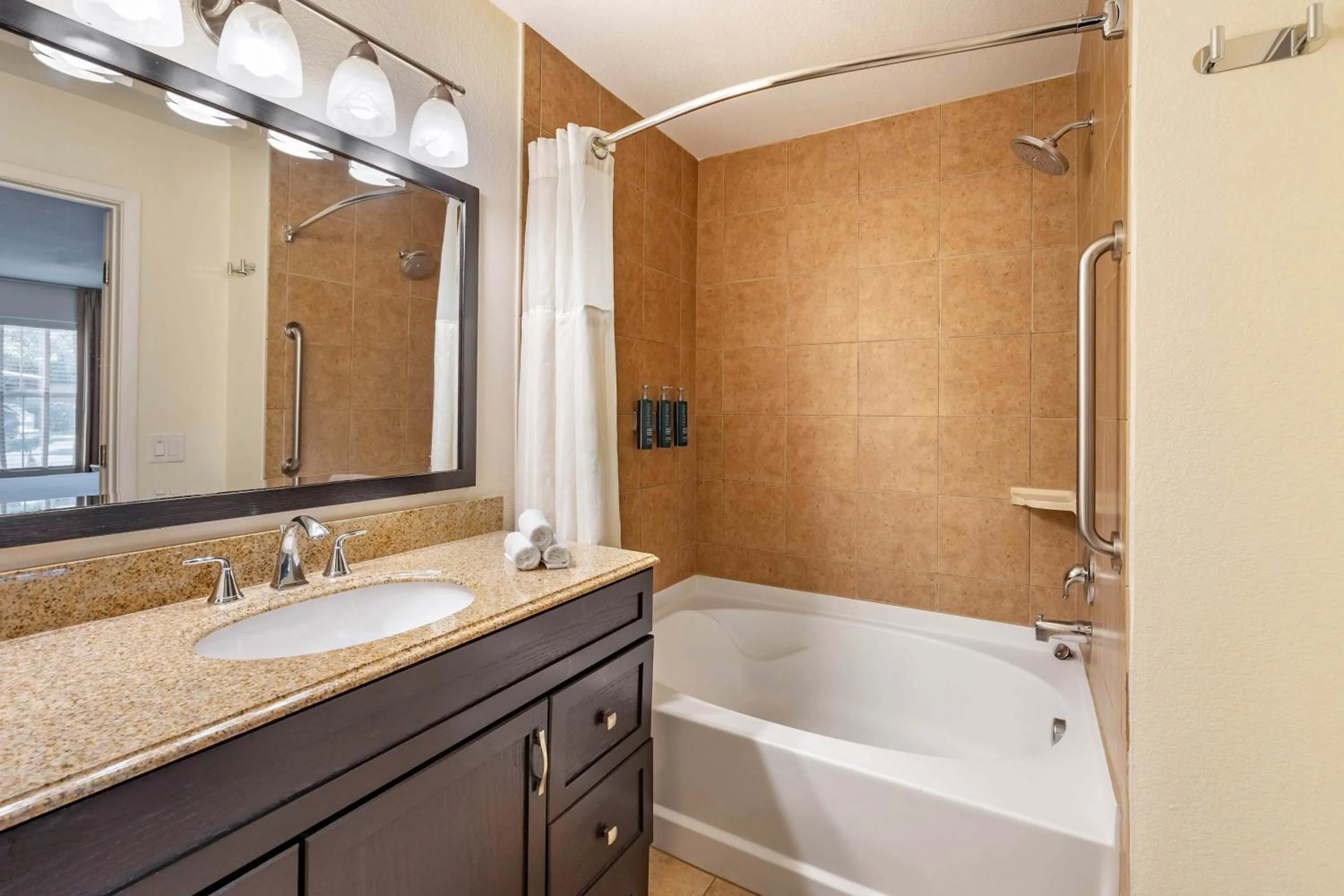 Shower in Hilton Vacation Club Desert Retreat Las Vegas