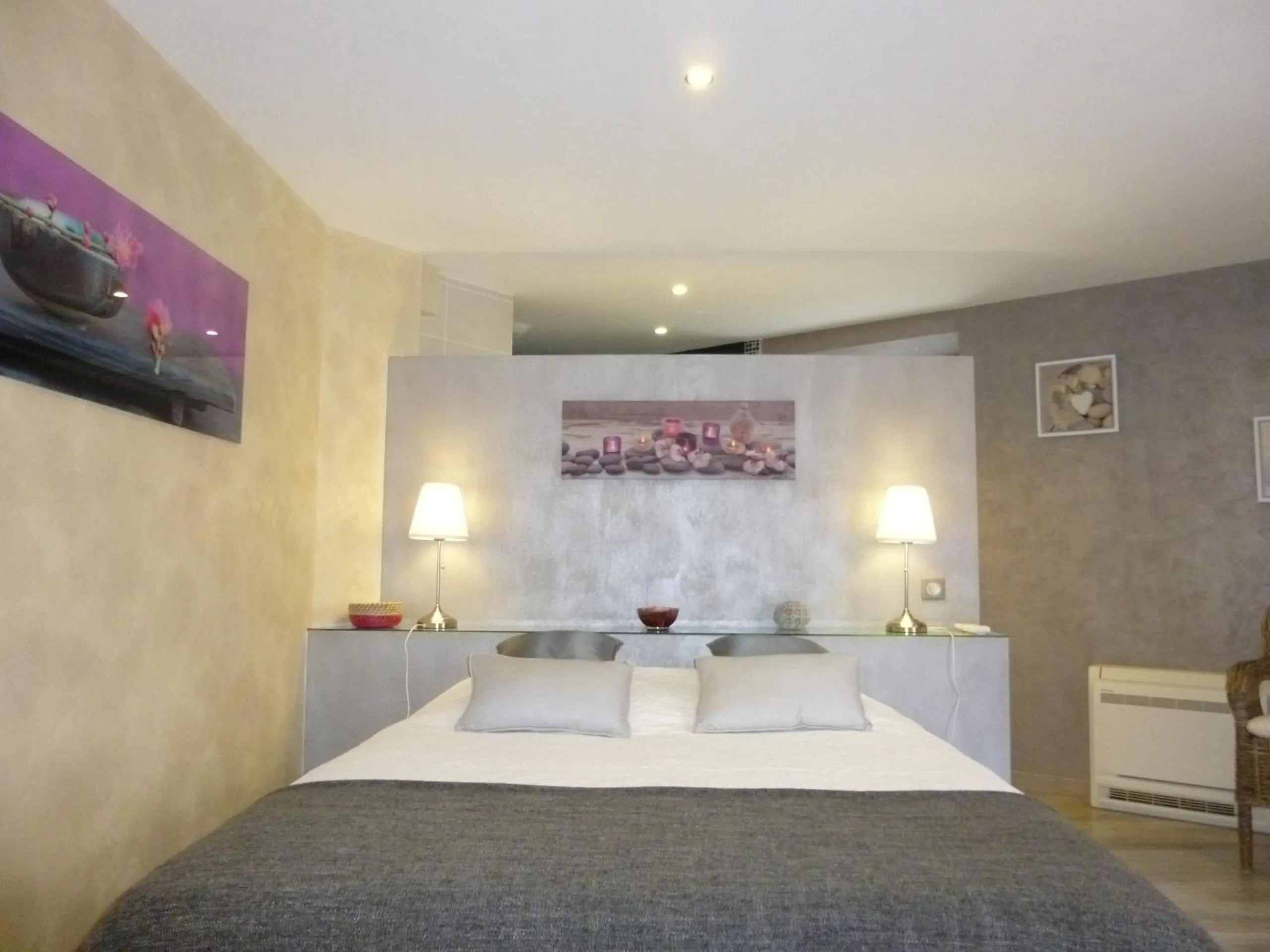 Bedroom in Au Mas de Gamet