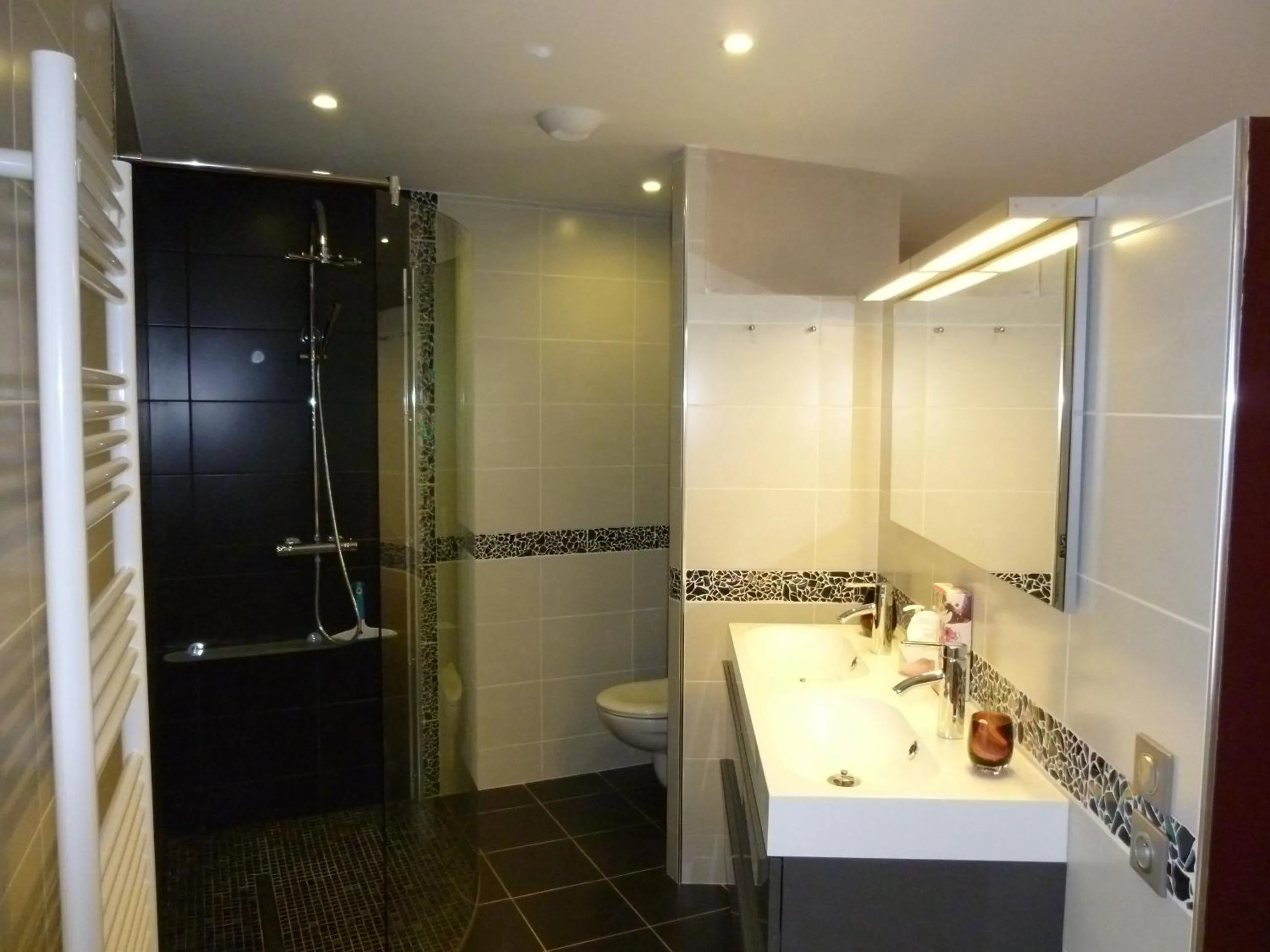 Shower in Au Mas de Gamet