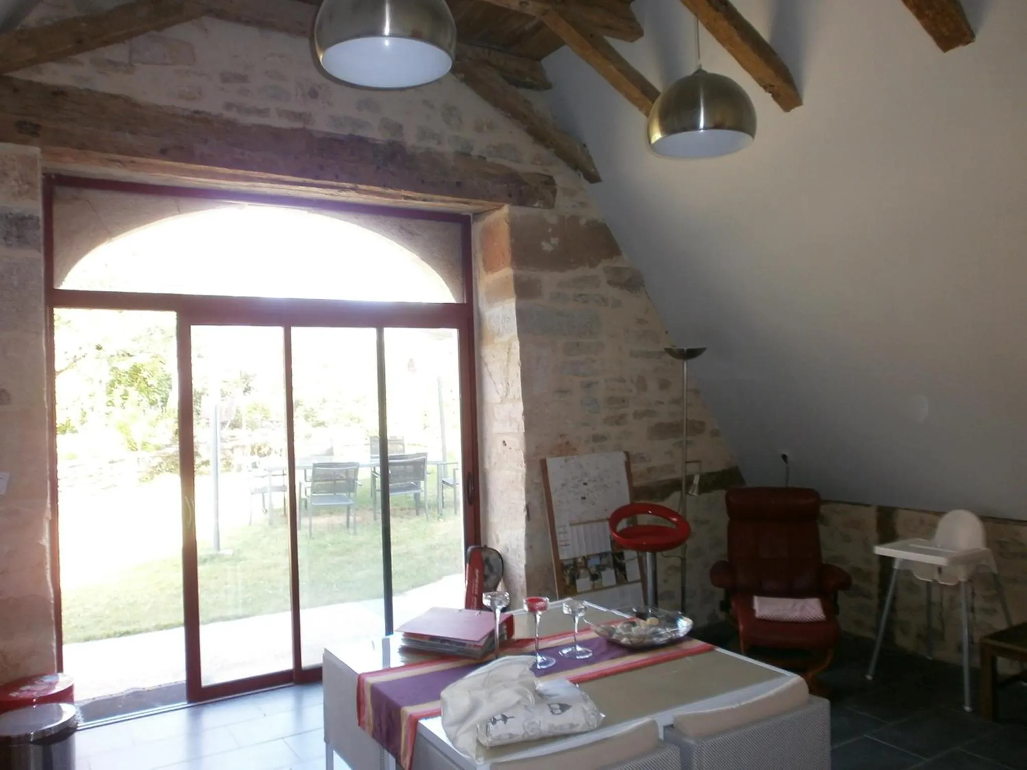 Communal kitchen in Au Mas de Gamet