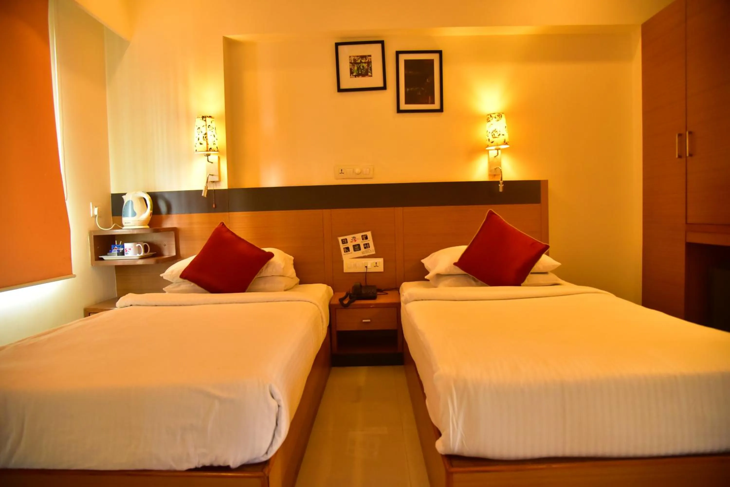Bed in Hi 5 Hotel & Experience