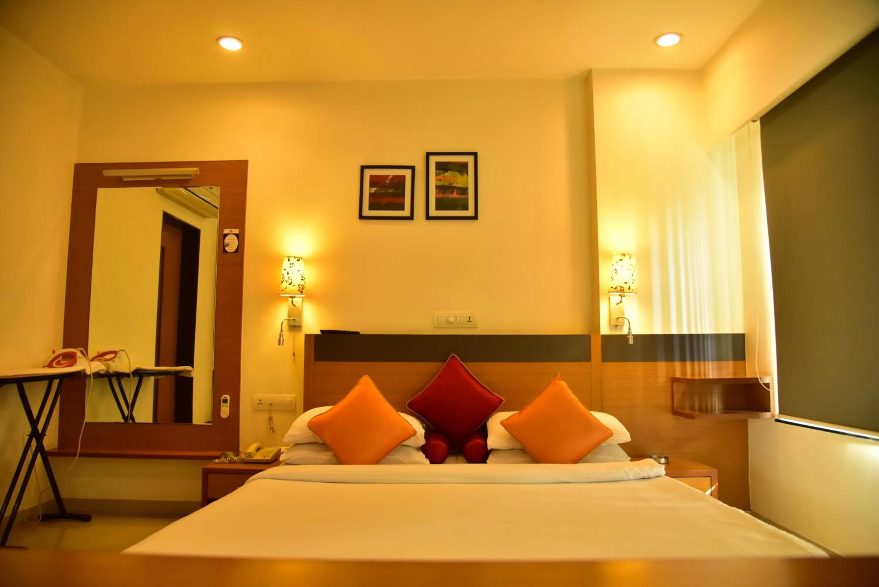 Bed in Hi 5 Hotel & Experience