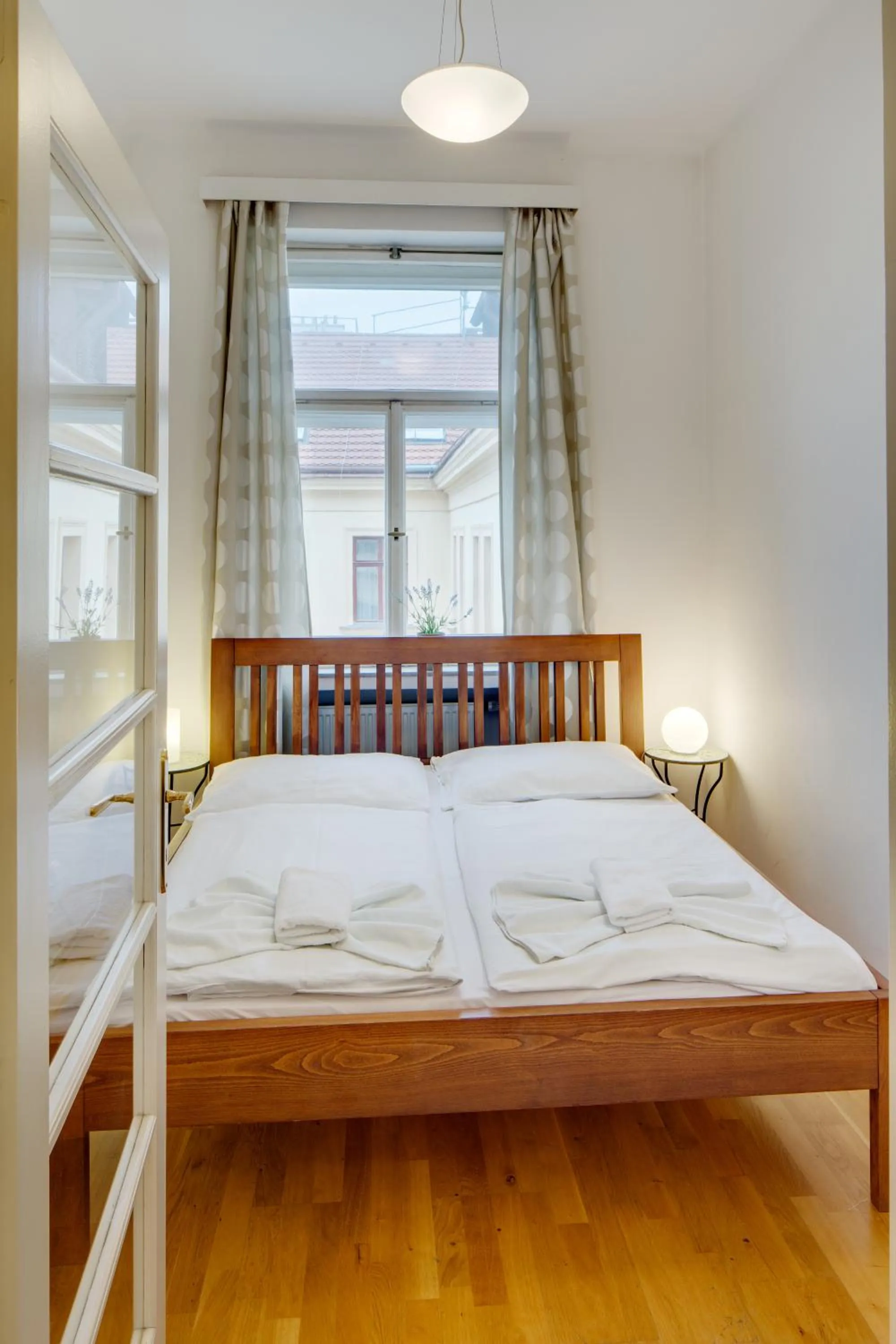 Bed in Selinor Old Town Apartments