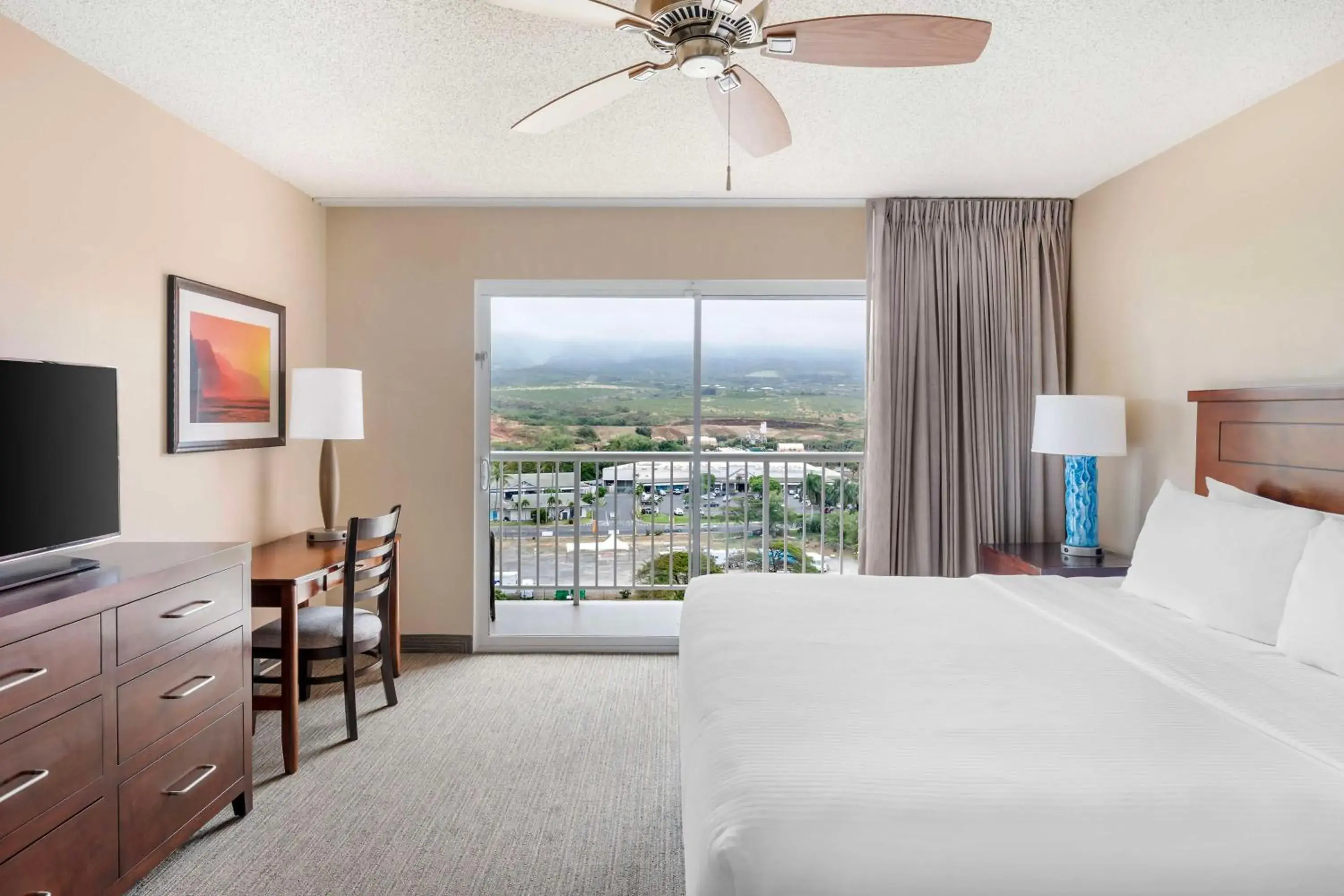 Two-Bedroom Suite with Balcony in Hilton Vacation Club Ka'anapali Beach Maui Two-Bedroom Suite with Balcony in Hilton Vacation Club Ka'anapali Beach Maui