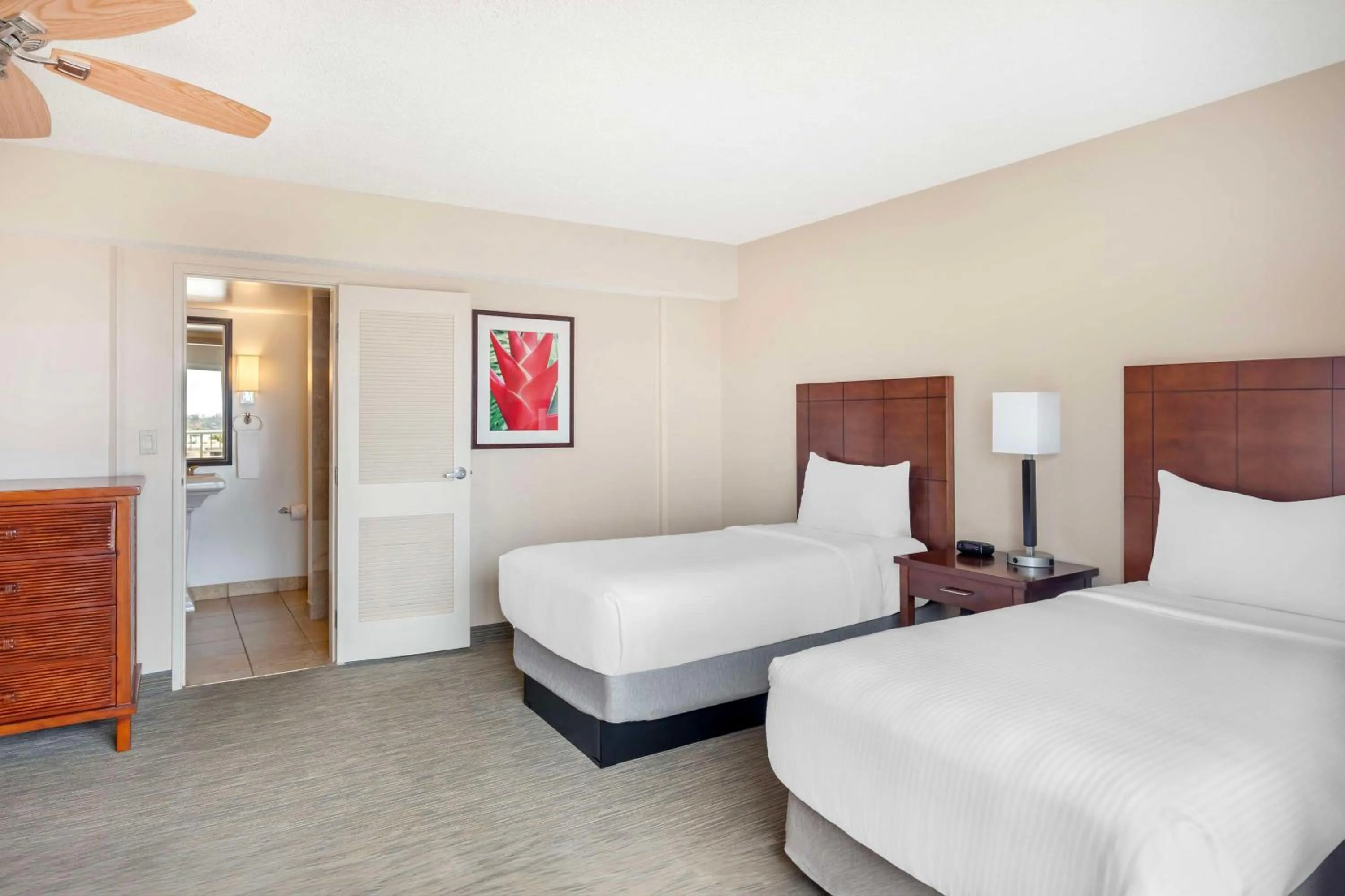 Bed in Hilton Vacation Club Ka'anapali Beach Maui