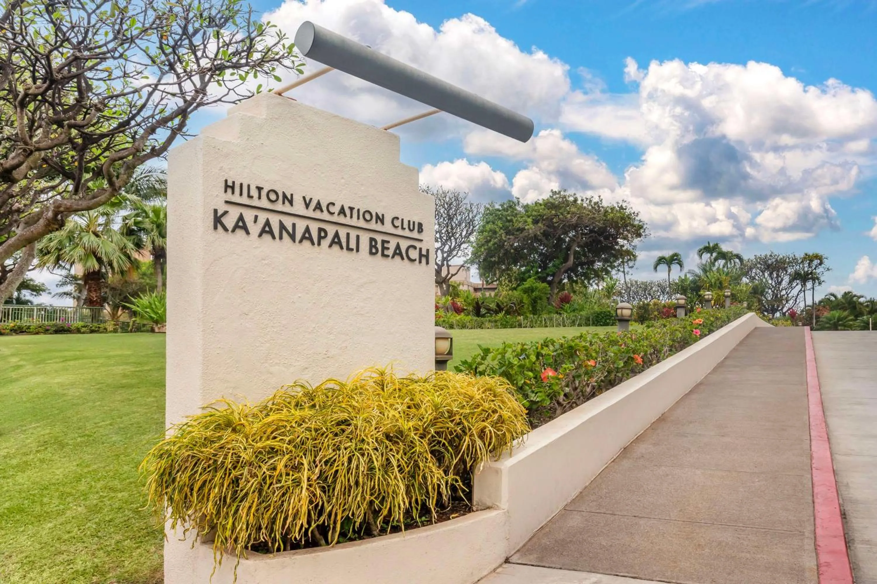 Property building in Hilton Vacation Club Ka'anapali Beach Maui