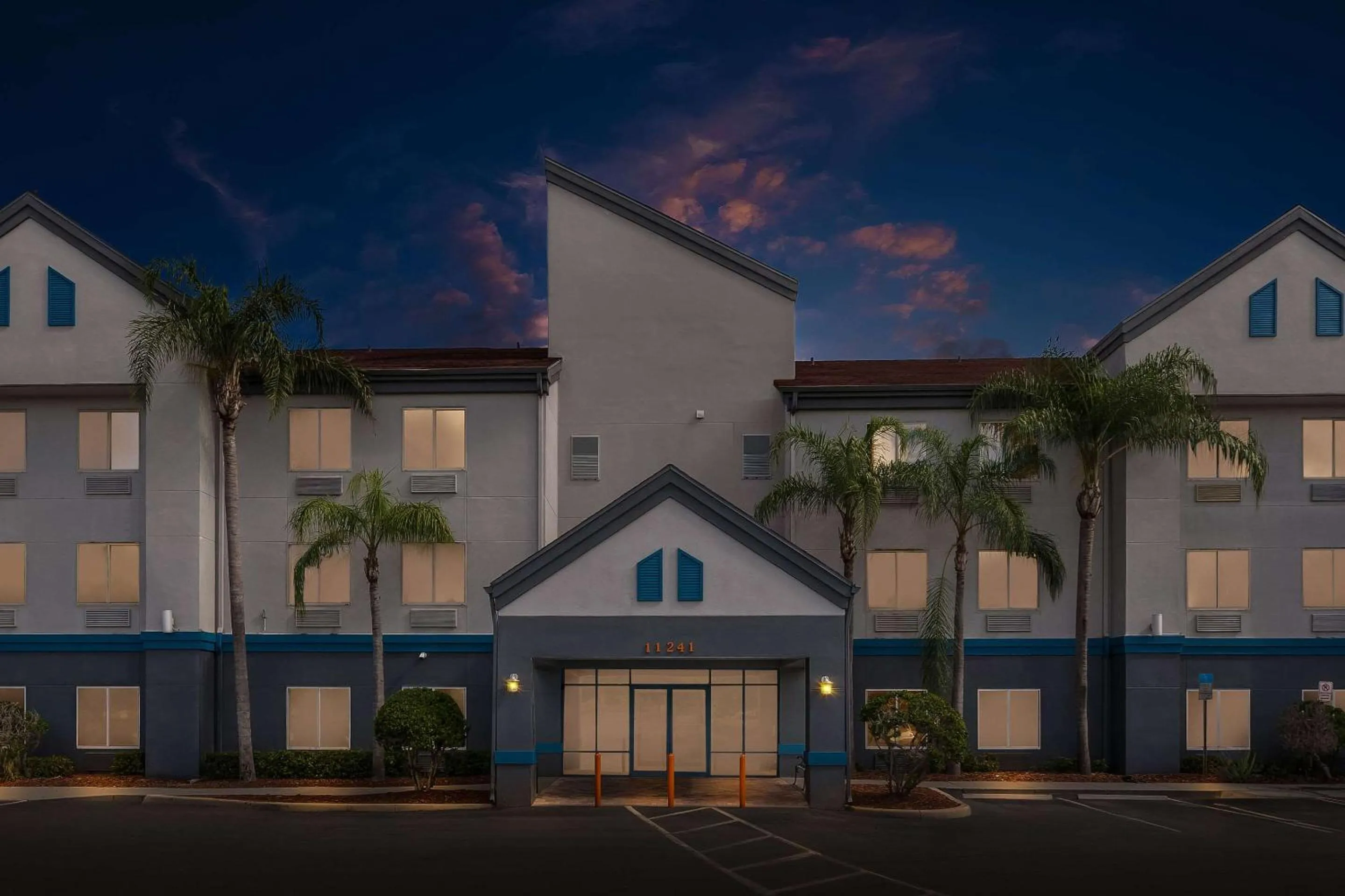 Property building in Suburban Studios Orlando - Ocoee-Winter Garden