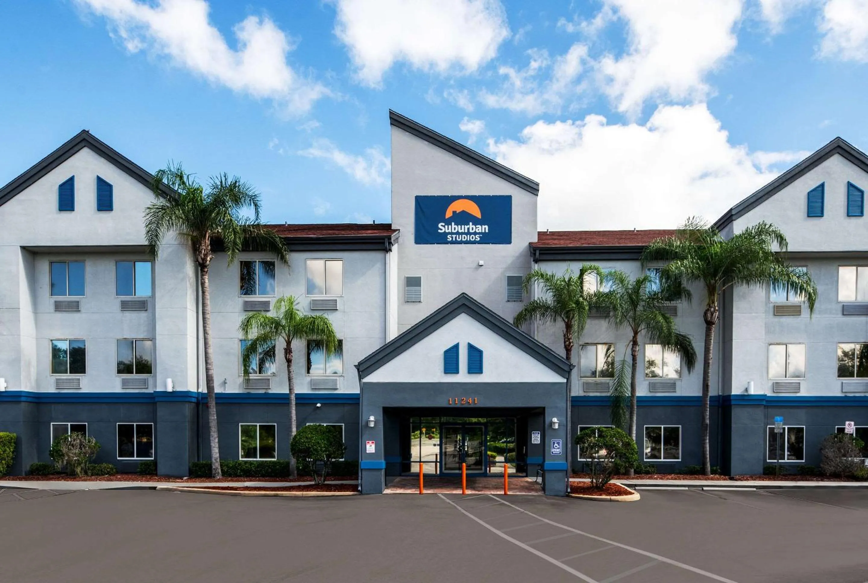 Property building in Suburban Studios Orlando - Ocoee-Winter Garden