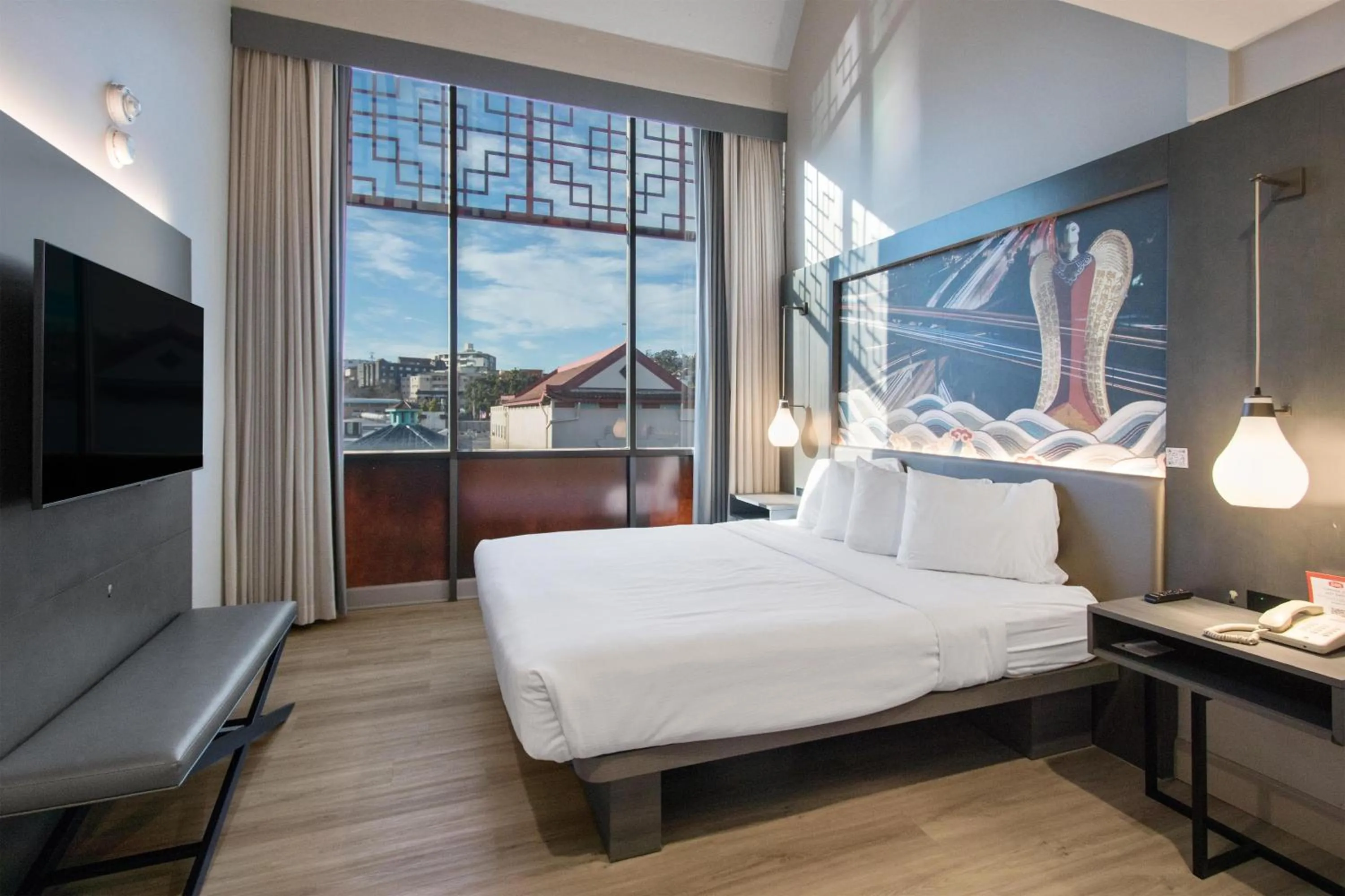 Bedroom, Bed in Aiden Los Angeles Downtown Dragon Gate Inn