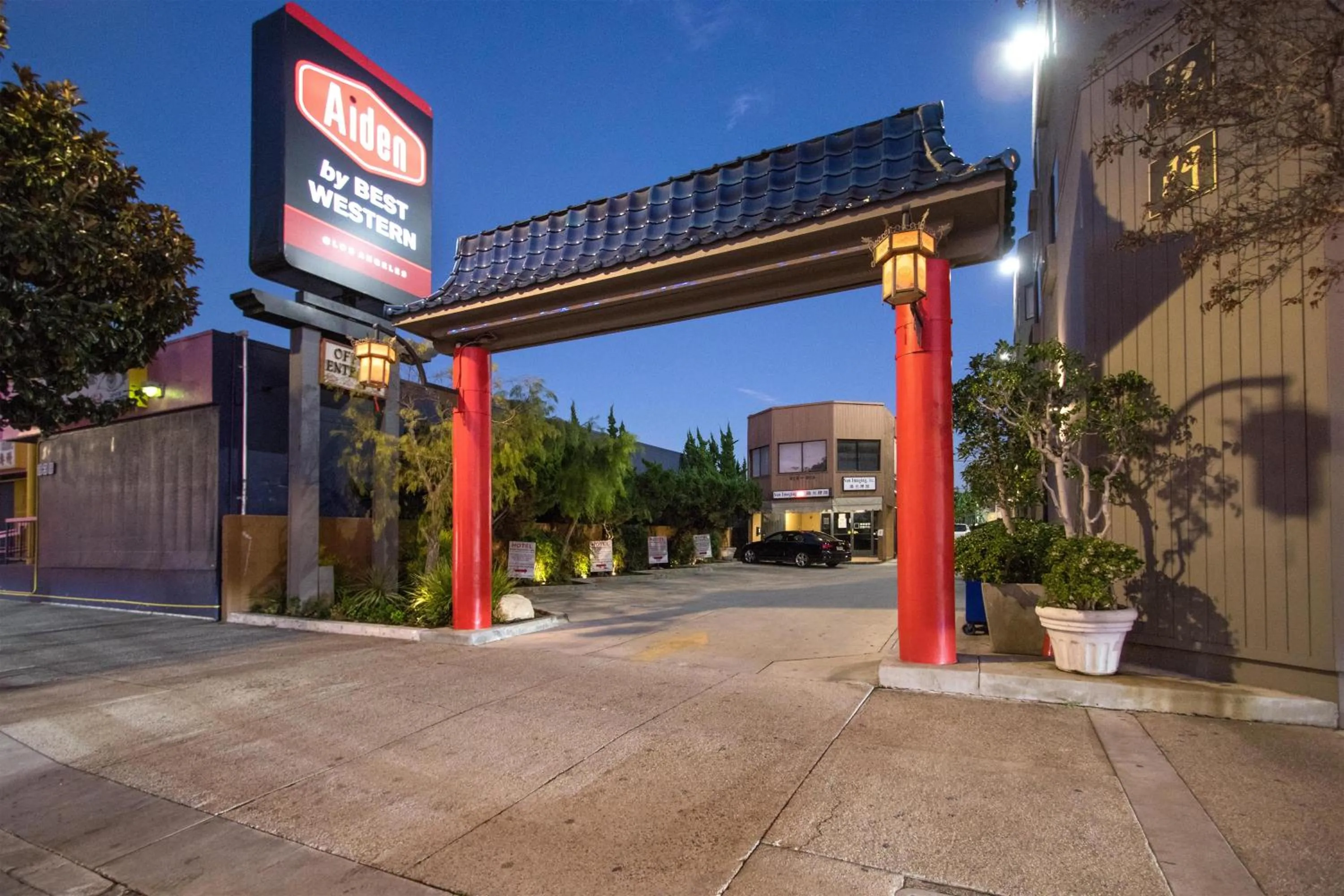 Property building in Aiden Los Angeles Downtown Dragon Gate Inn