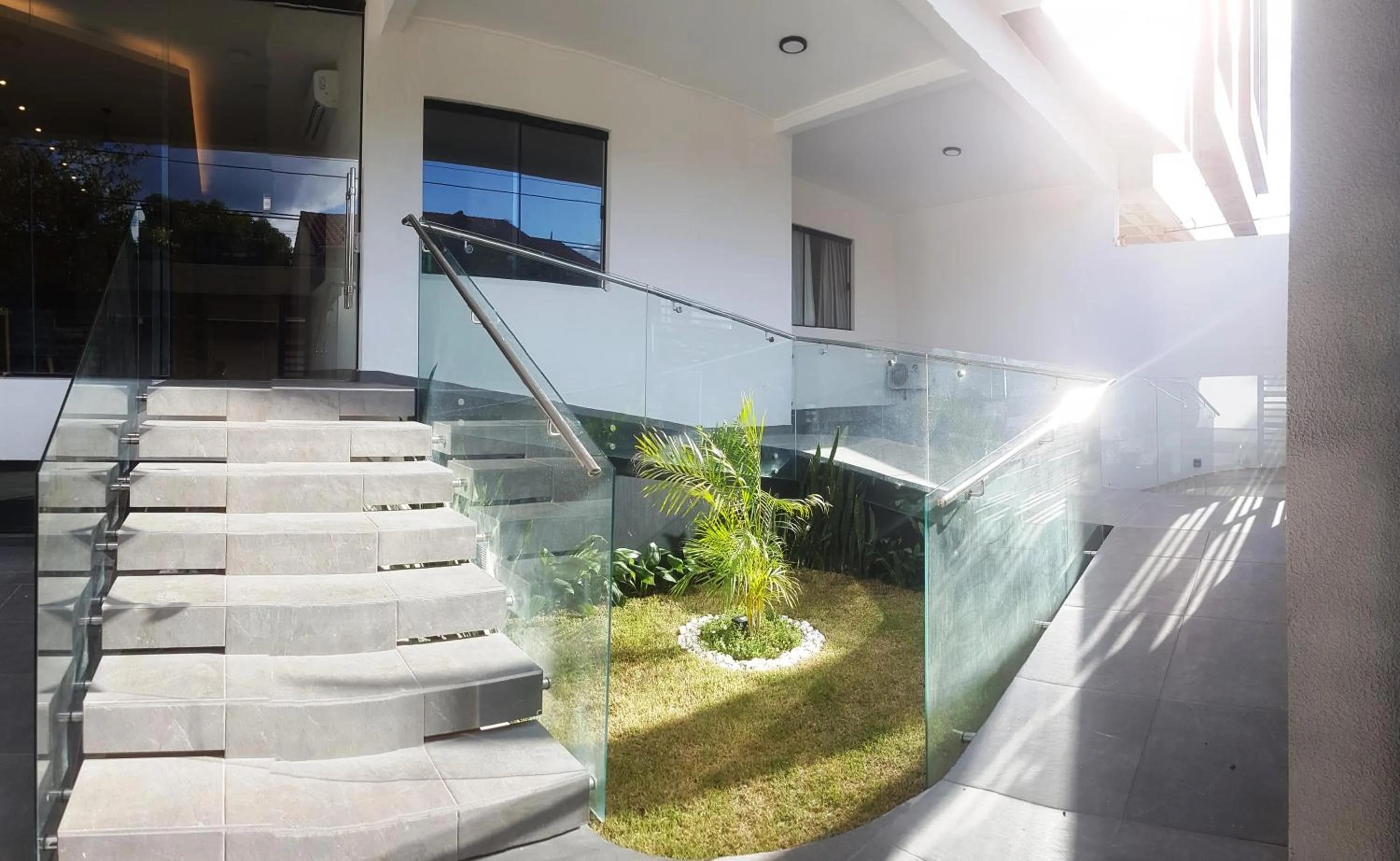 Area and facilities in Premium Suites Deluxe Aparthotel Equipetrol