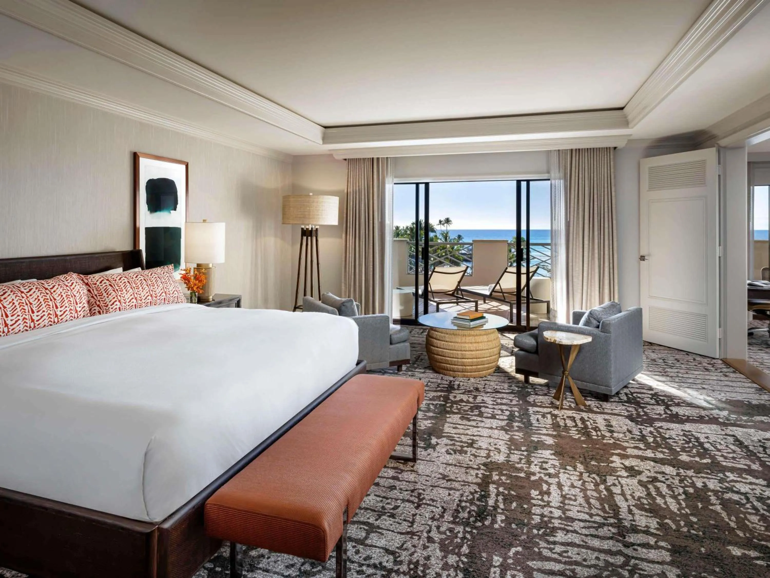 Bedroom, Bed in Fairmont Orchid