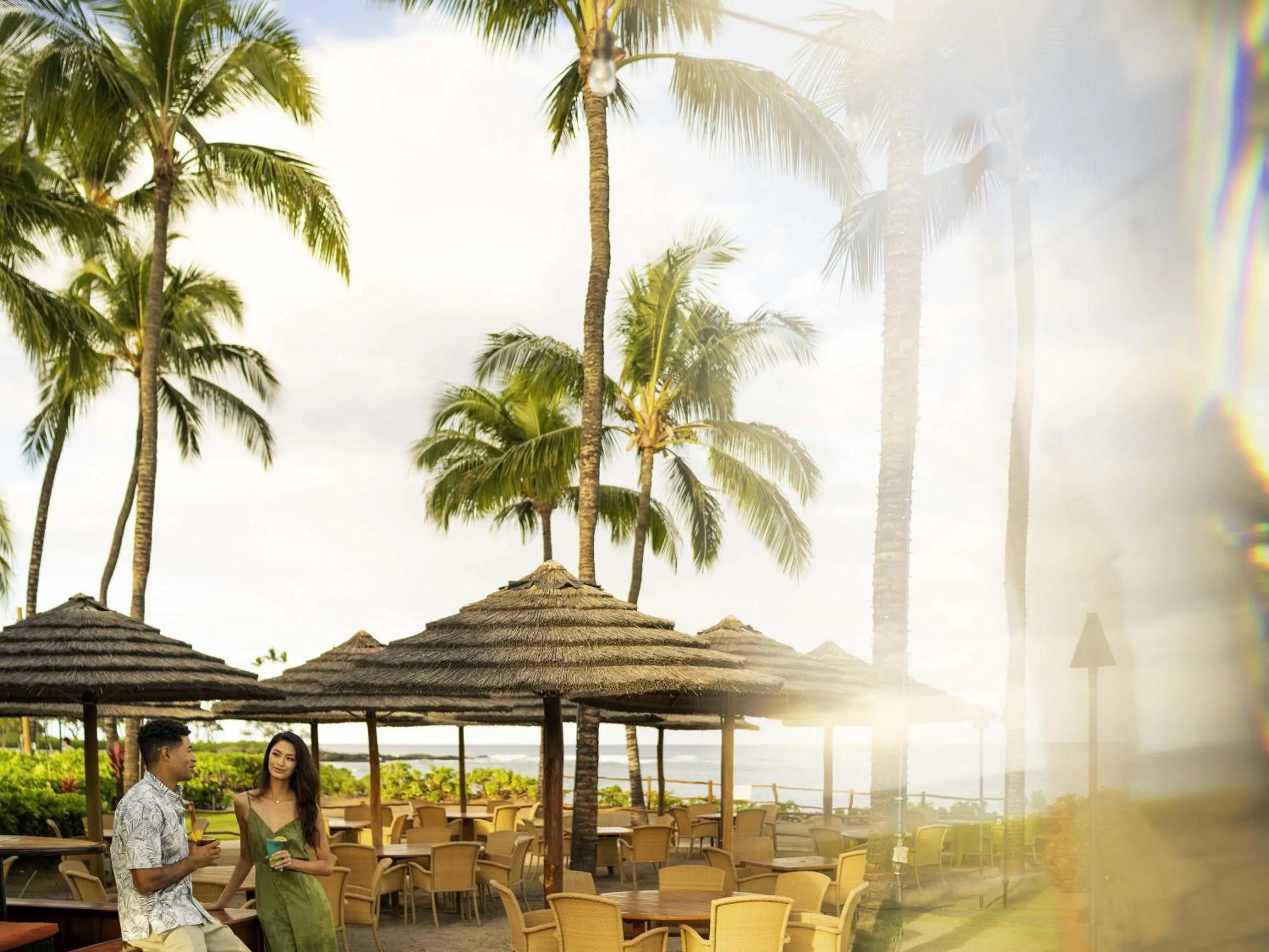 Restaurant/places to eat in Fairmont Orchid
