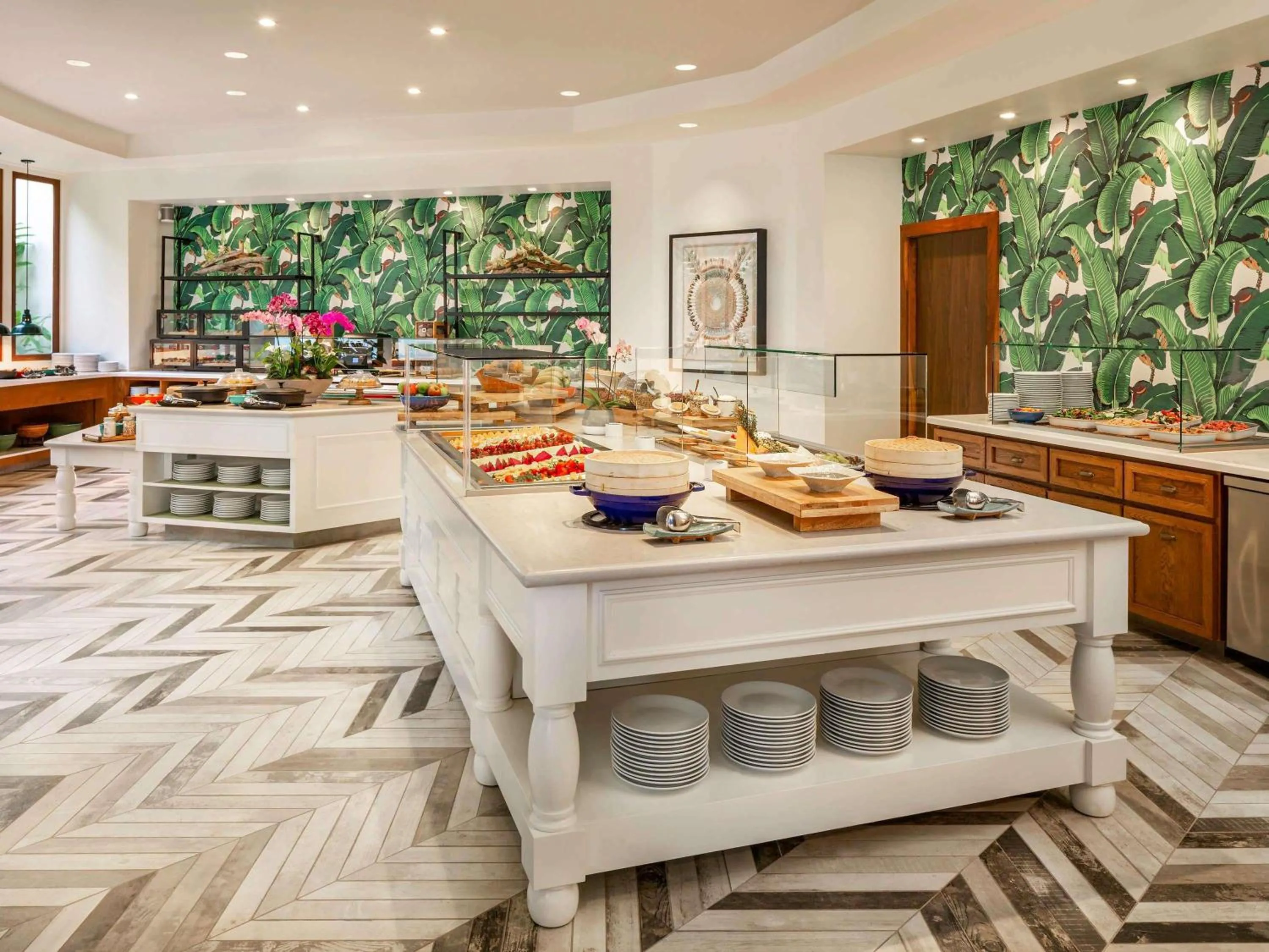 Restaurant/places to eat in Fairmont Kea Lani, Maui