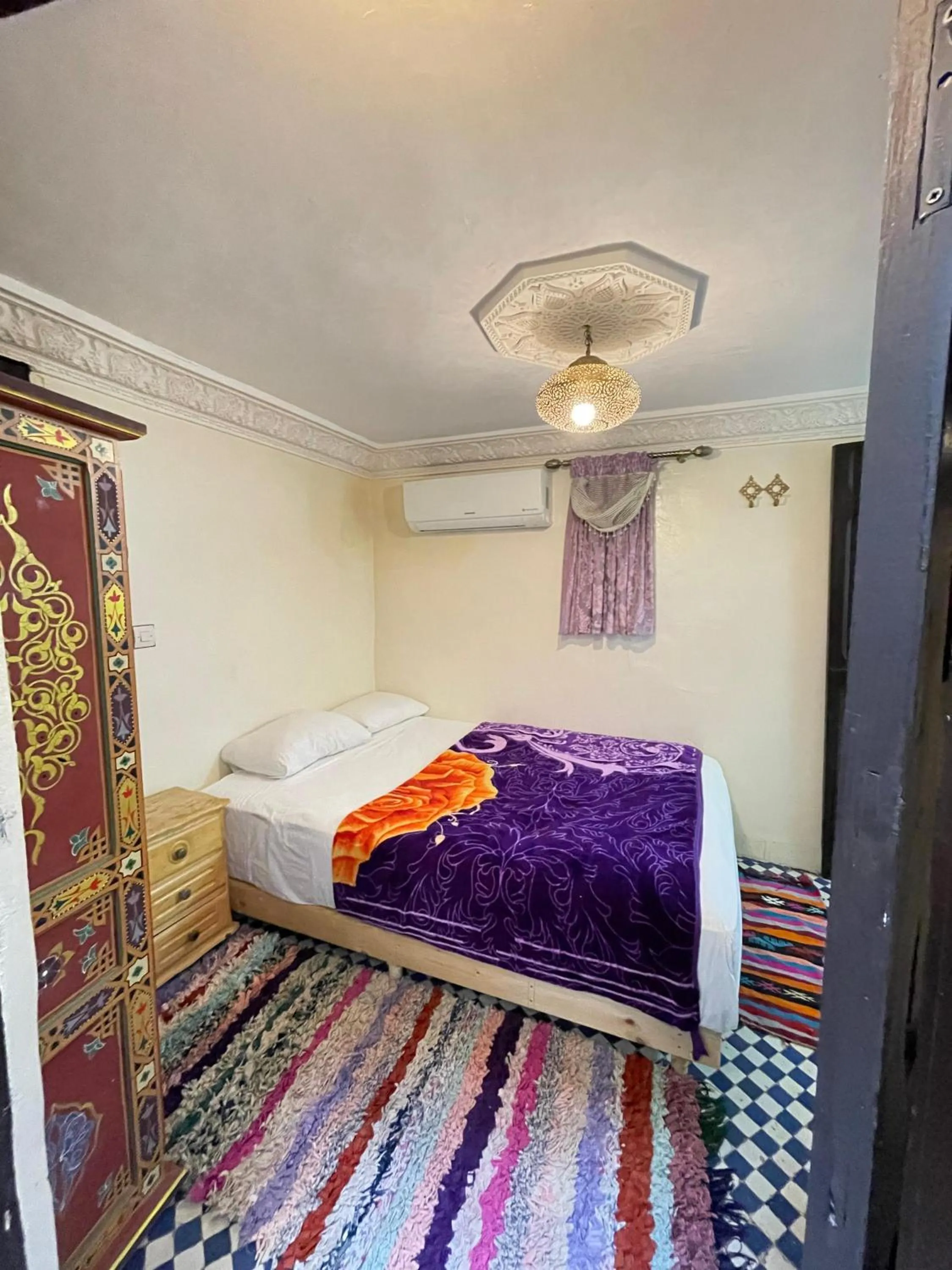 Photo of the whole room, Bed in Dar Atlantic