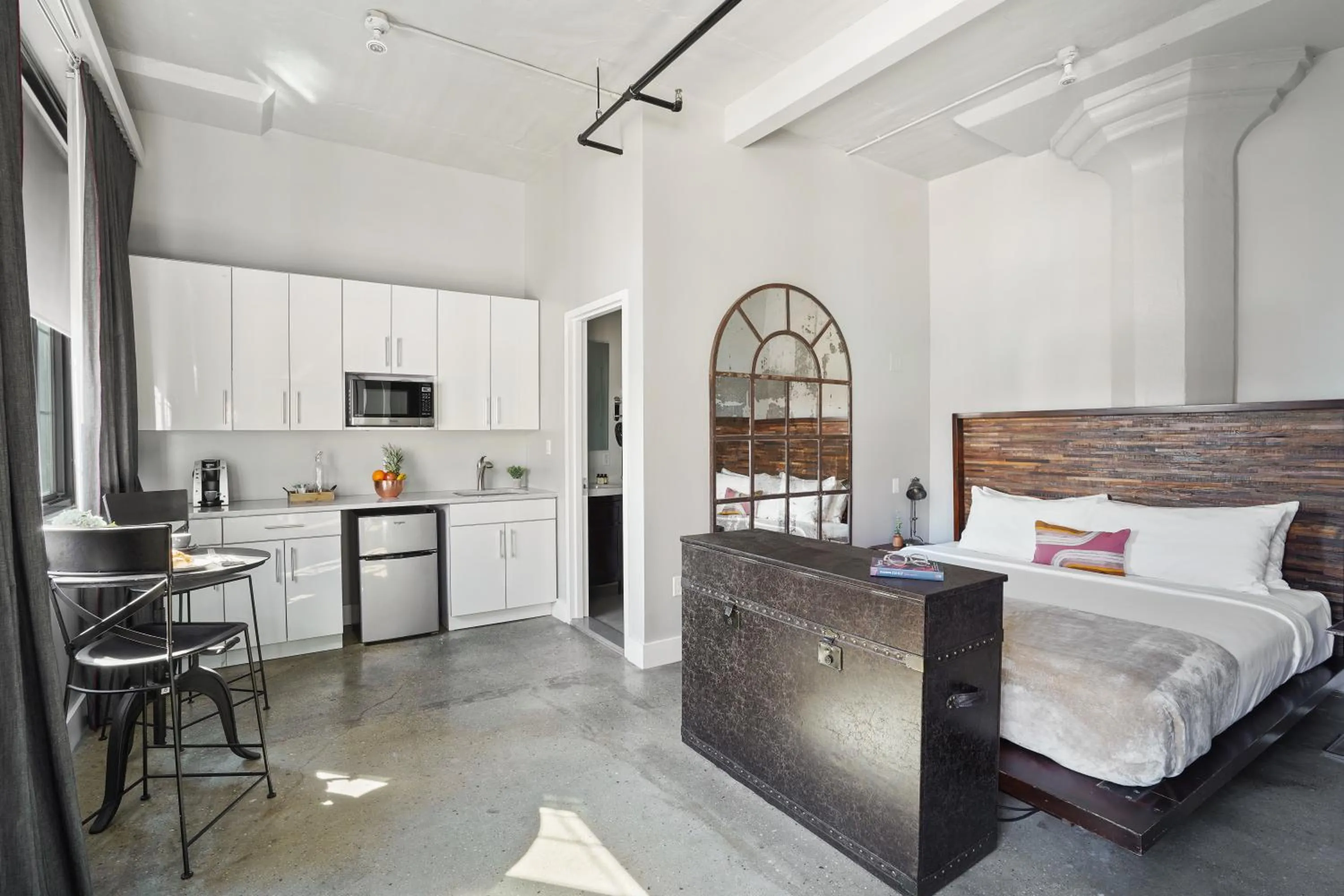 Photo of the whole room in The Collective Paper Factory