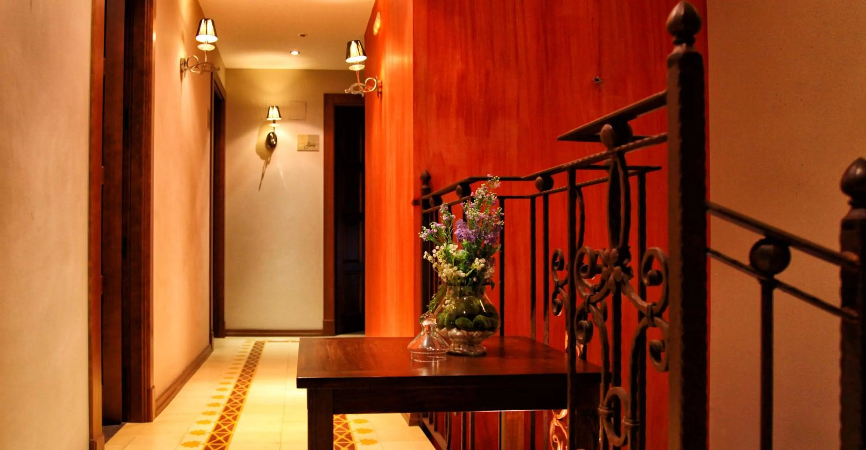 Decorative detail in Palacete Maria Rosa