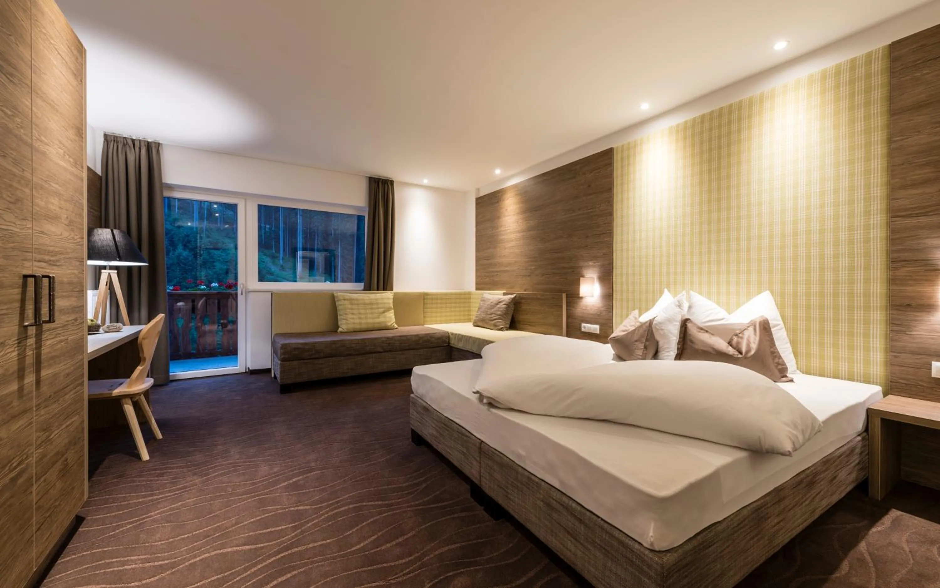 Photo of the whole room, Bed in Hotel Rosengarten