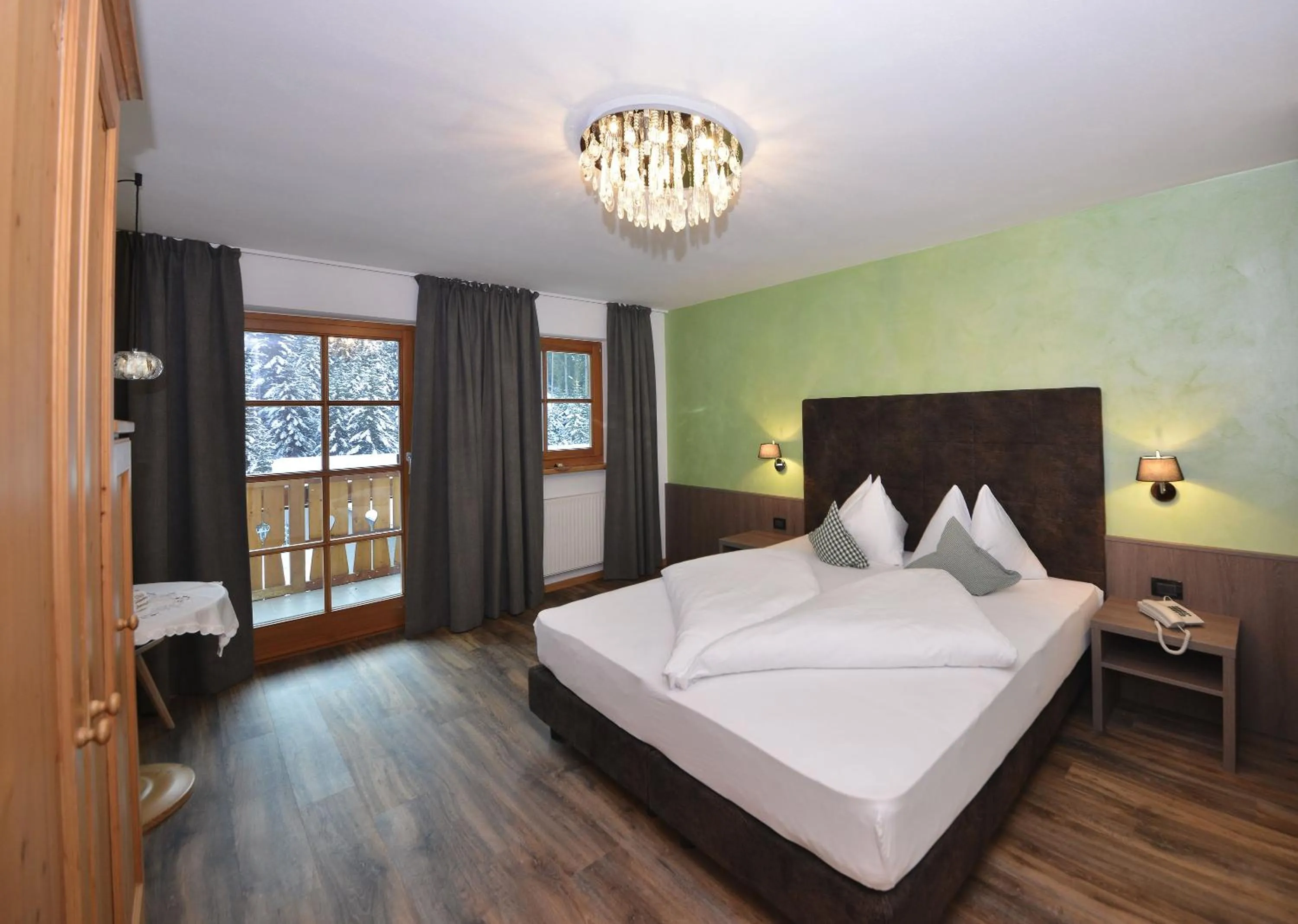 Bed in Hotel Rosengarten