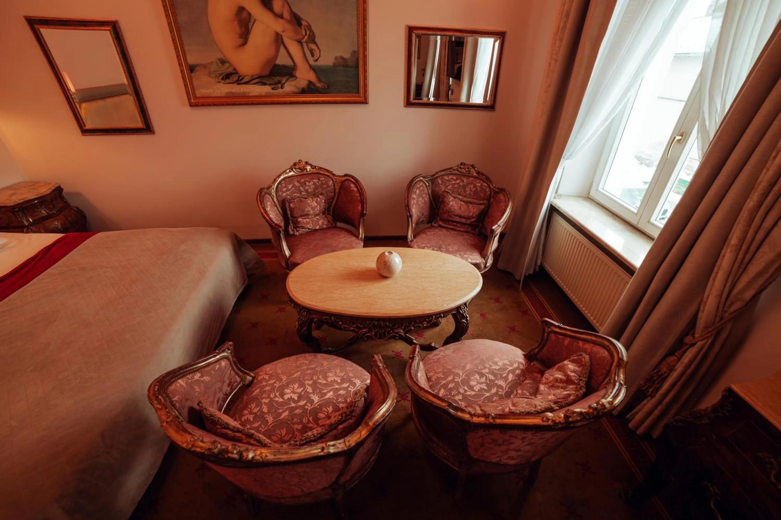 Living room in Hotel Ambasada Bolesławiec