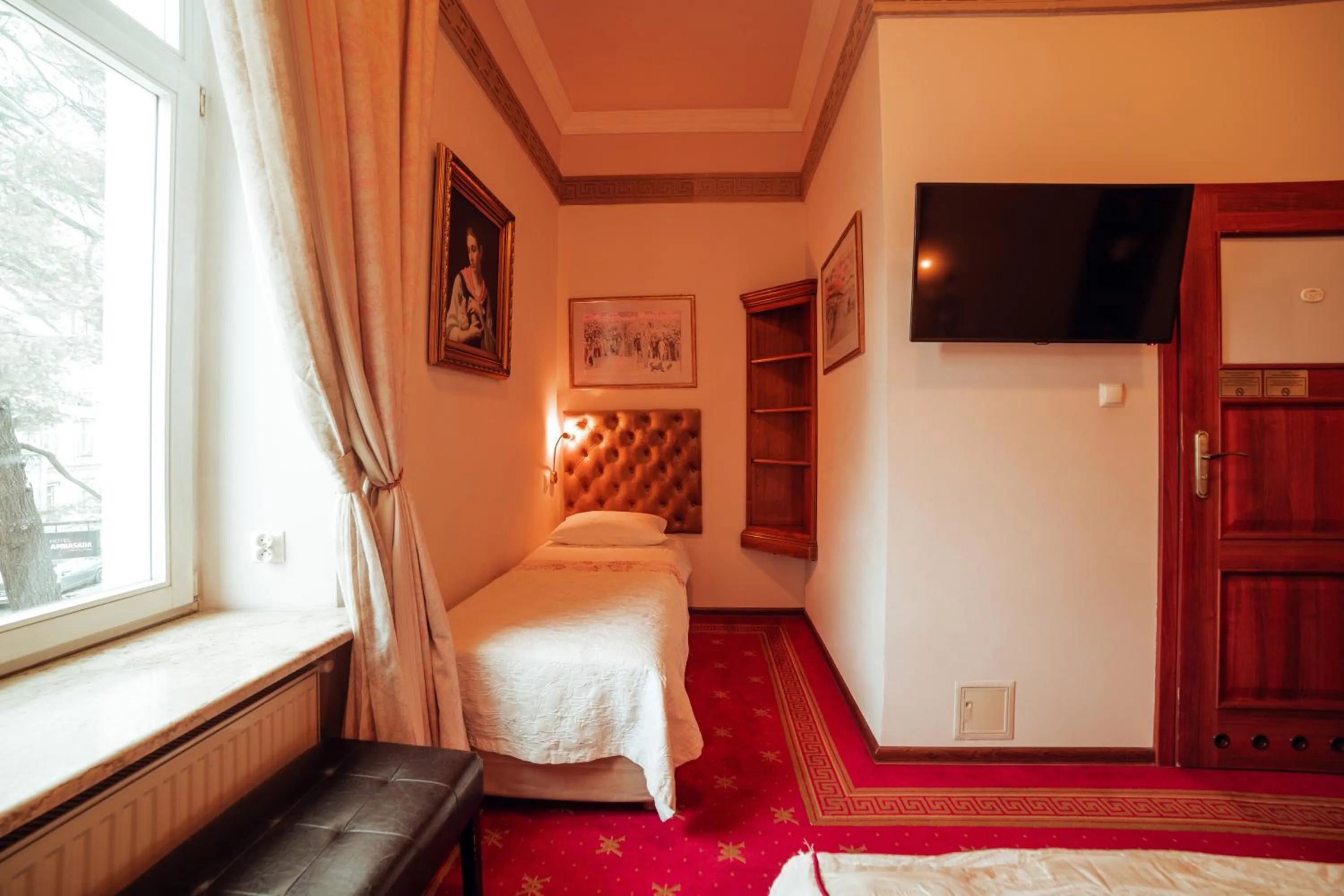 Bed in Hotel Ambasada Bolesławiec