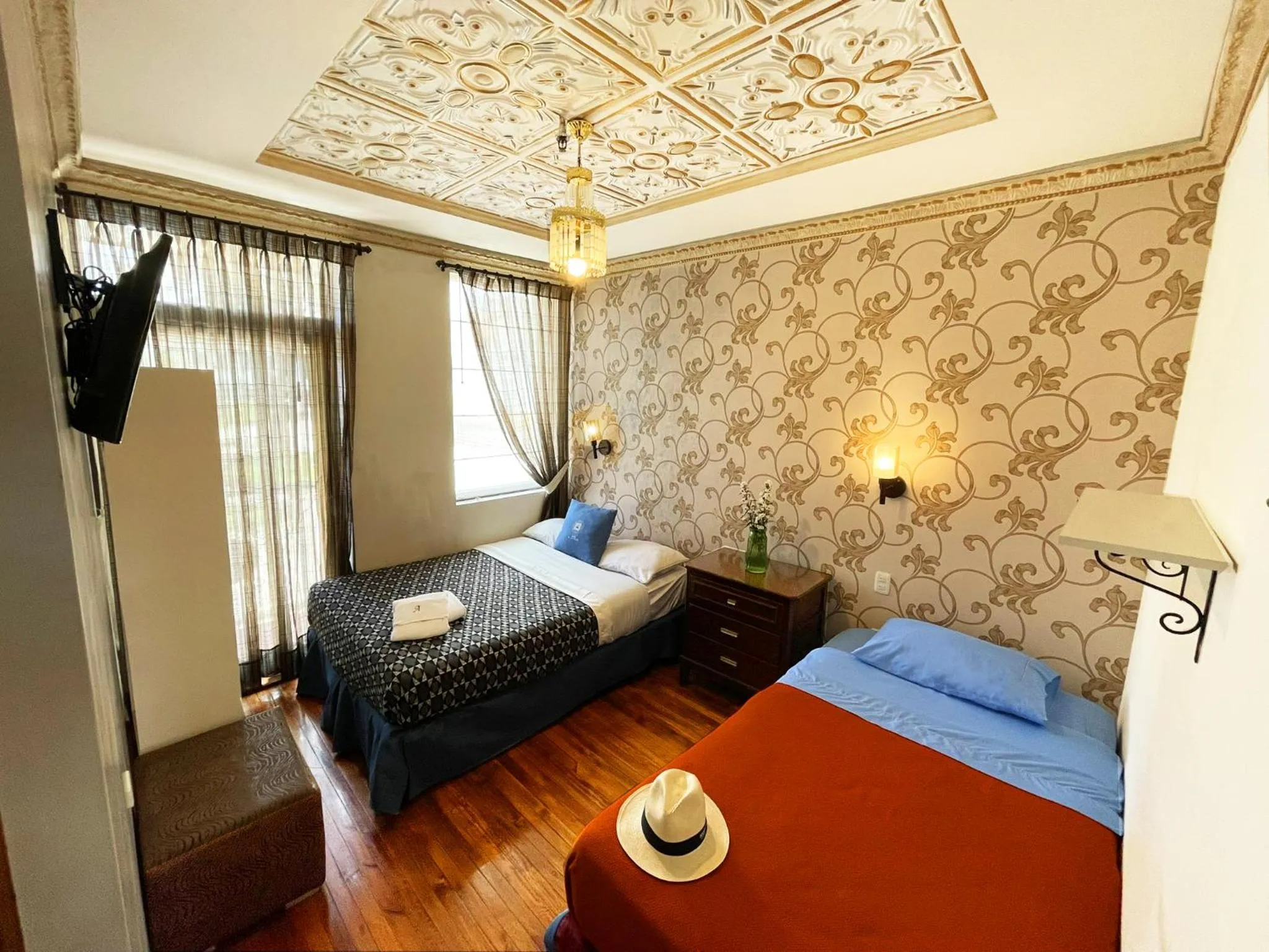 Bedroom, Bed in Hotel Azul de la Plaza by Chat Noir