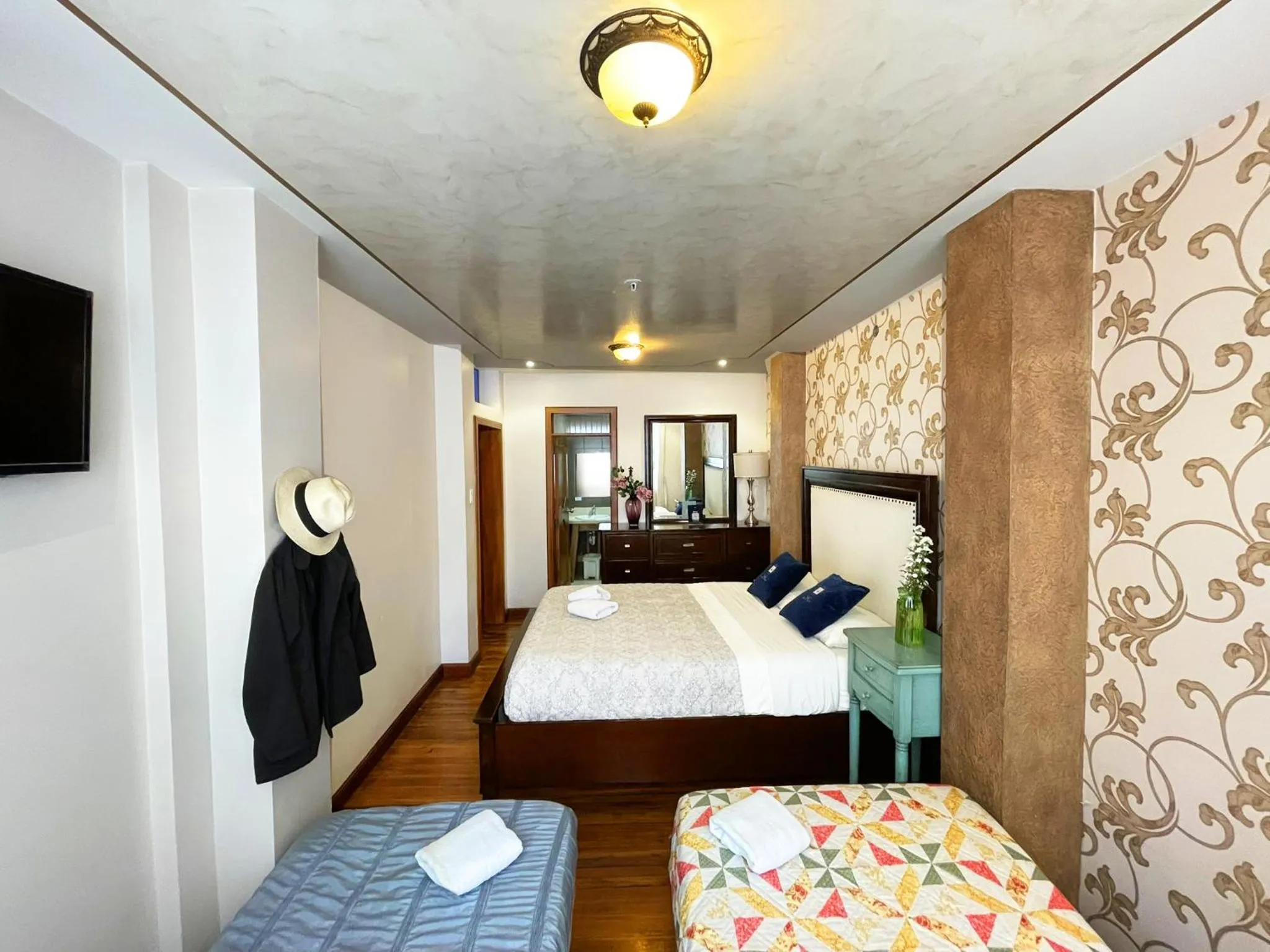 Bedroom, Bed in Hotel Azul de la Plaza by Chat Noir