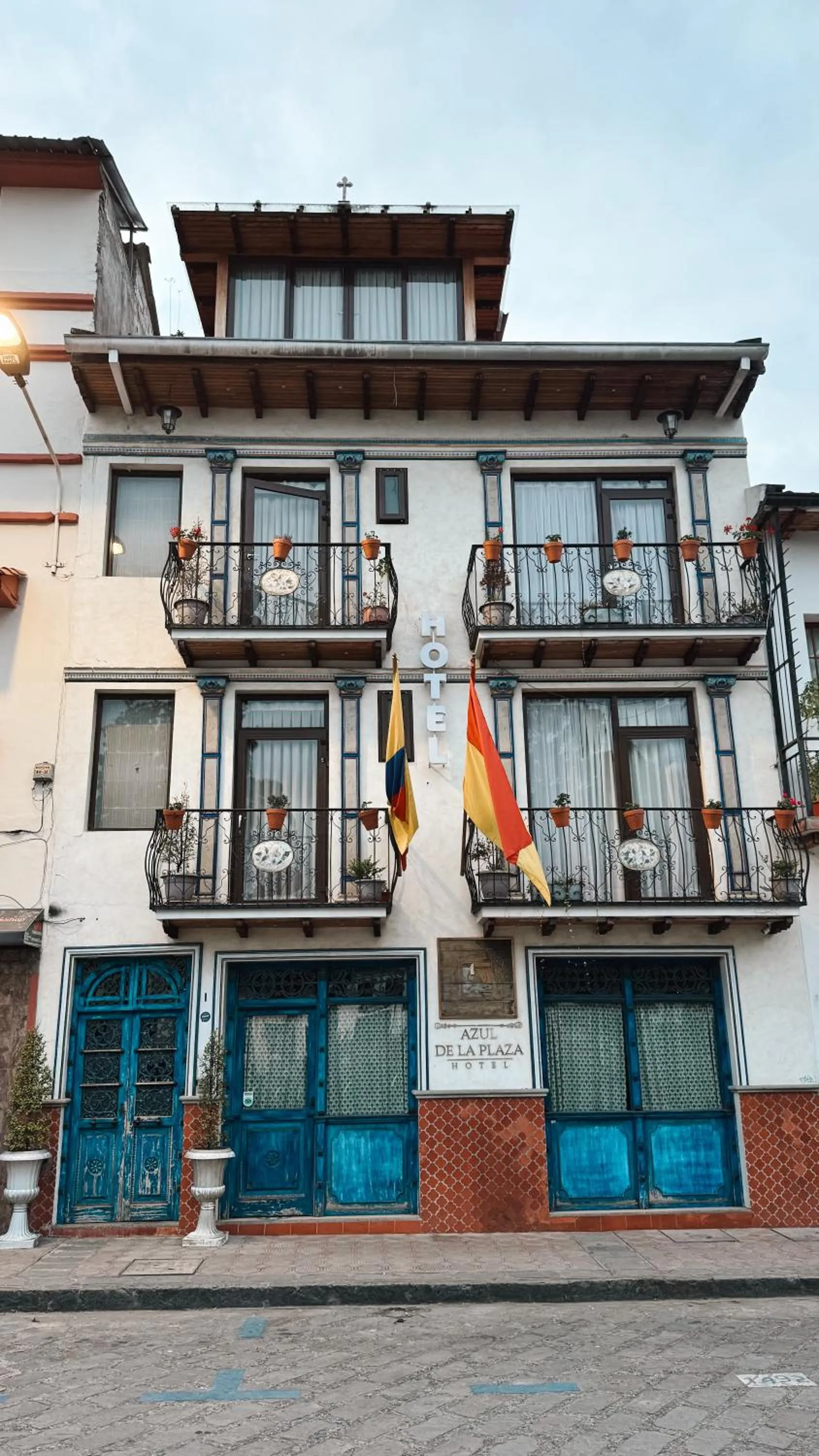 Property building in Hotel Azul de la Plaza by Chat Noir