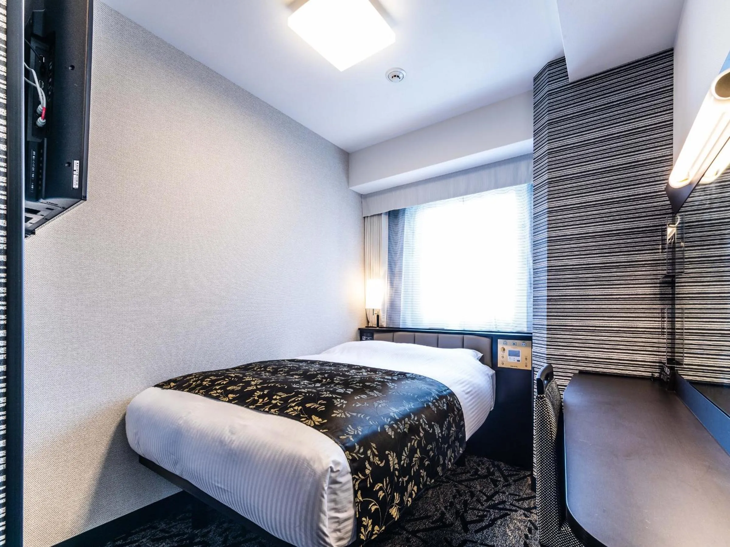 Single Room - single occupancy in APA Hotel Nambaminami Ebisucho Eki Shinsekai