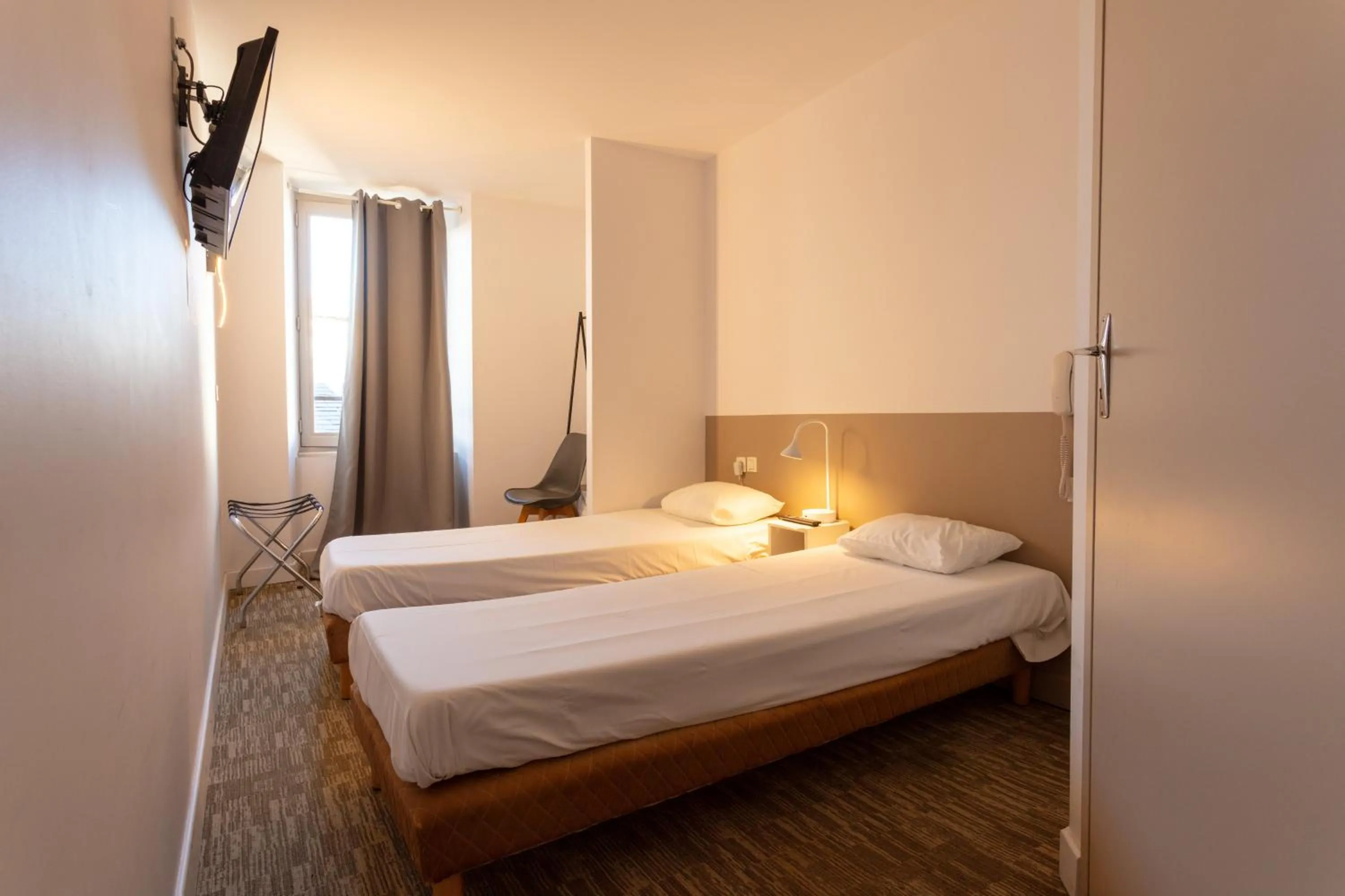 Bedroom, Bed in Hotel du Clocher