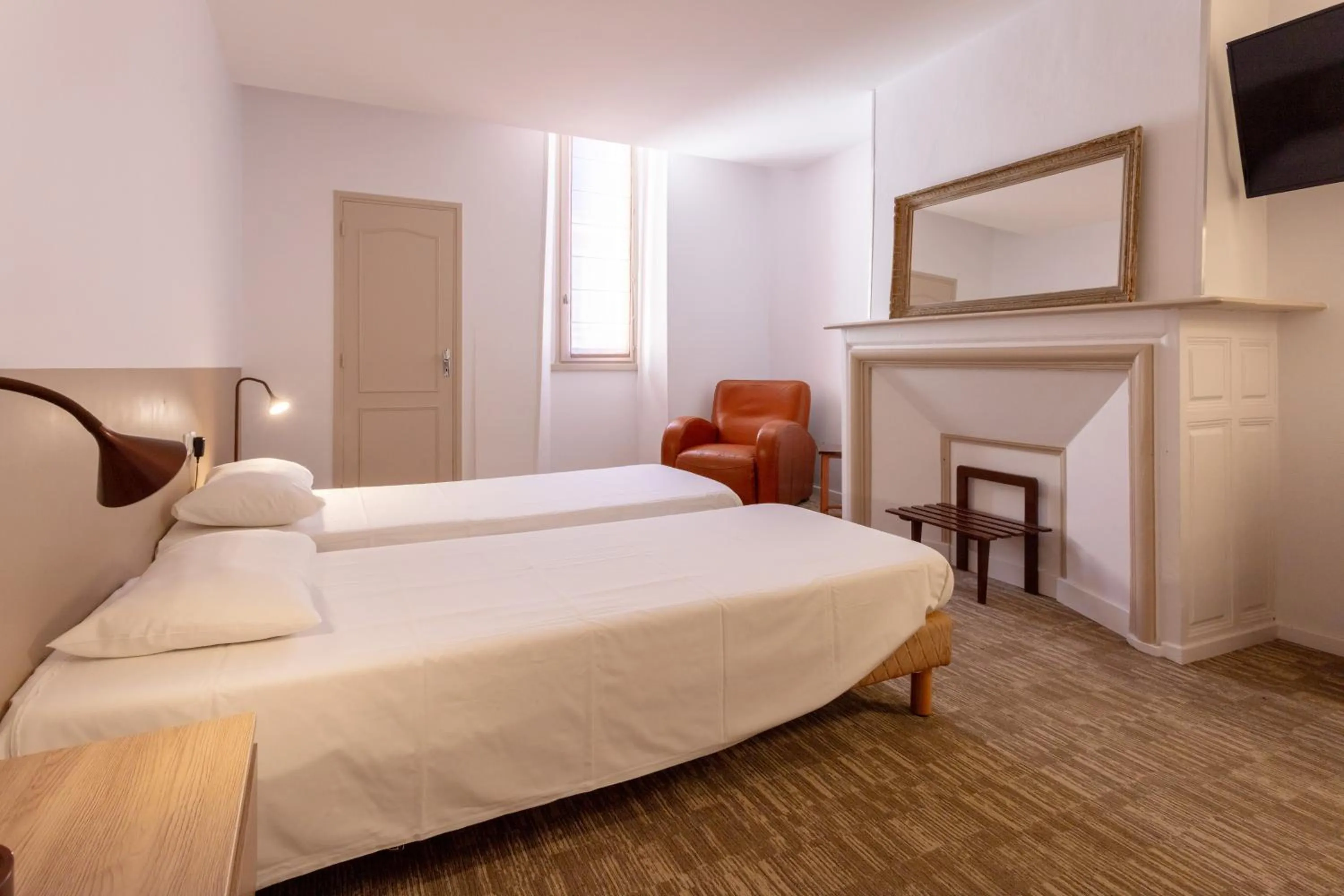 Bedroom, Bed in Hotel du Clocher