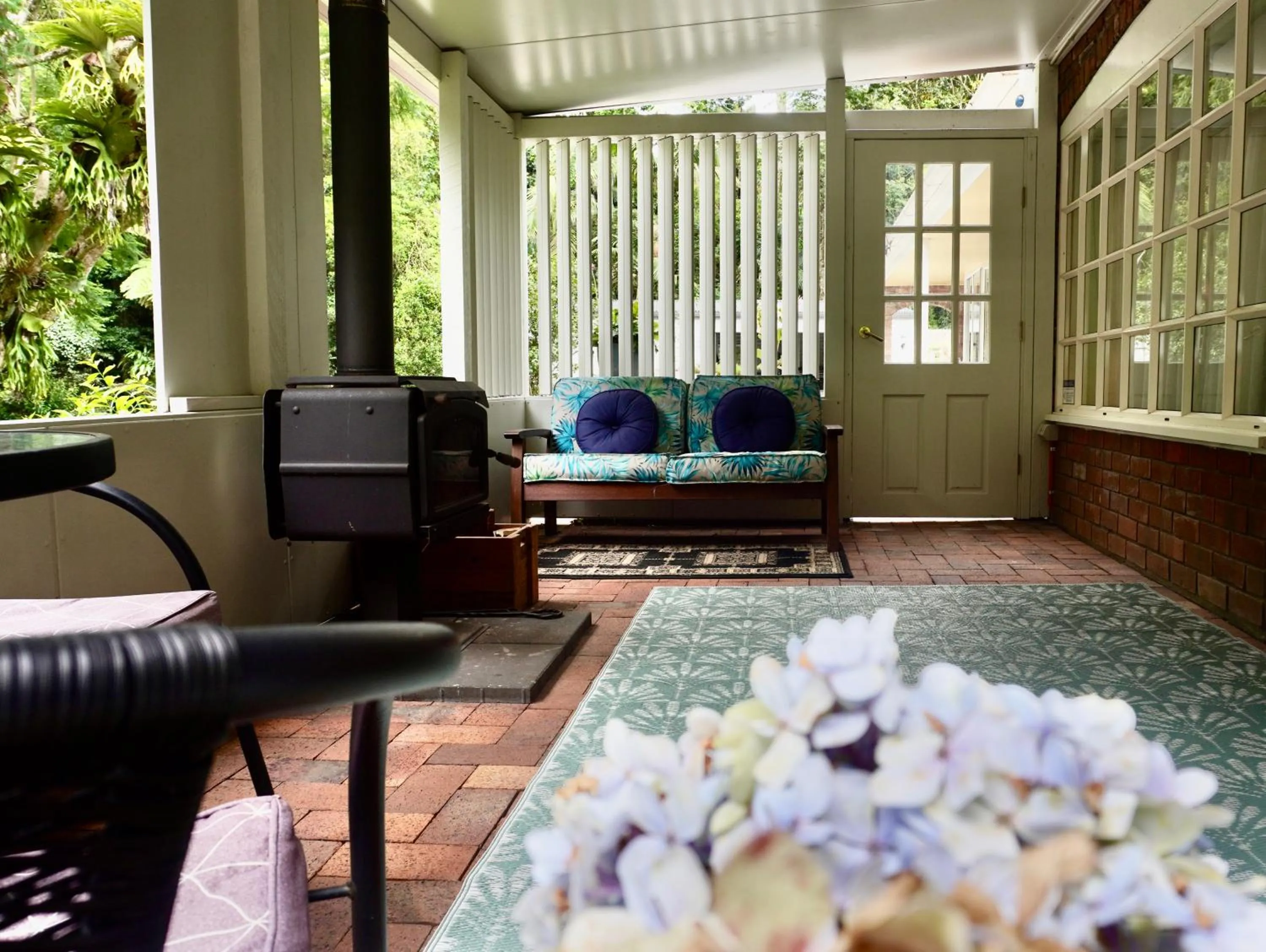 Balcony/Terrace in Curtis Falls Studio-Apartment