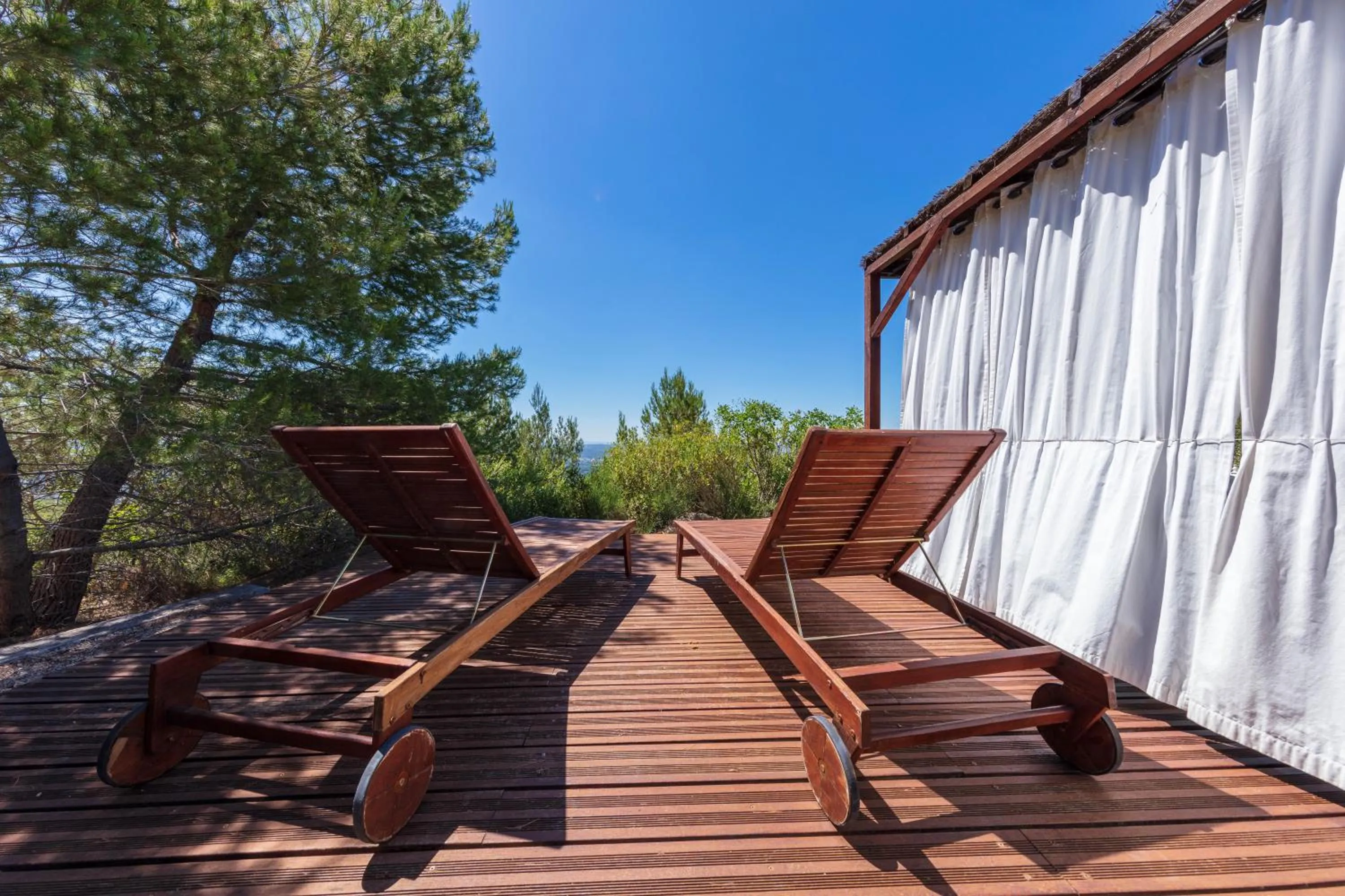Solarium in Garrigae Abbaye de Sainte Croix