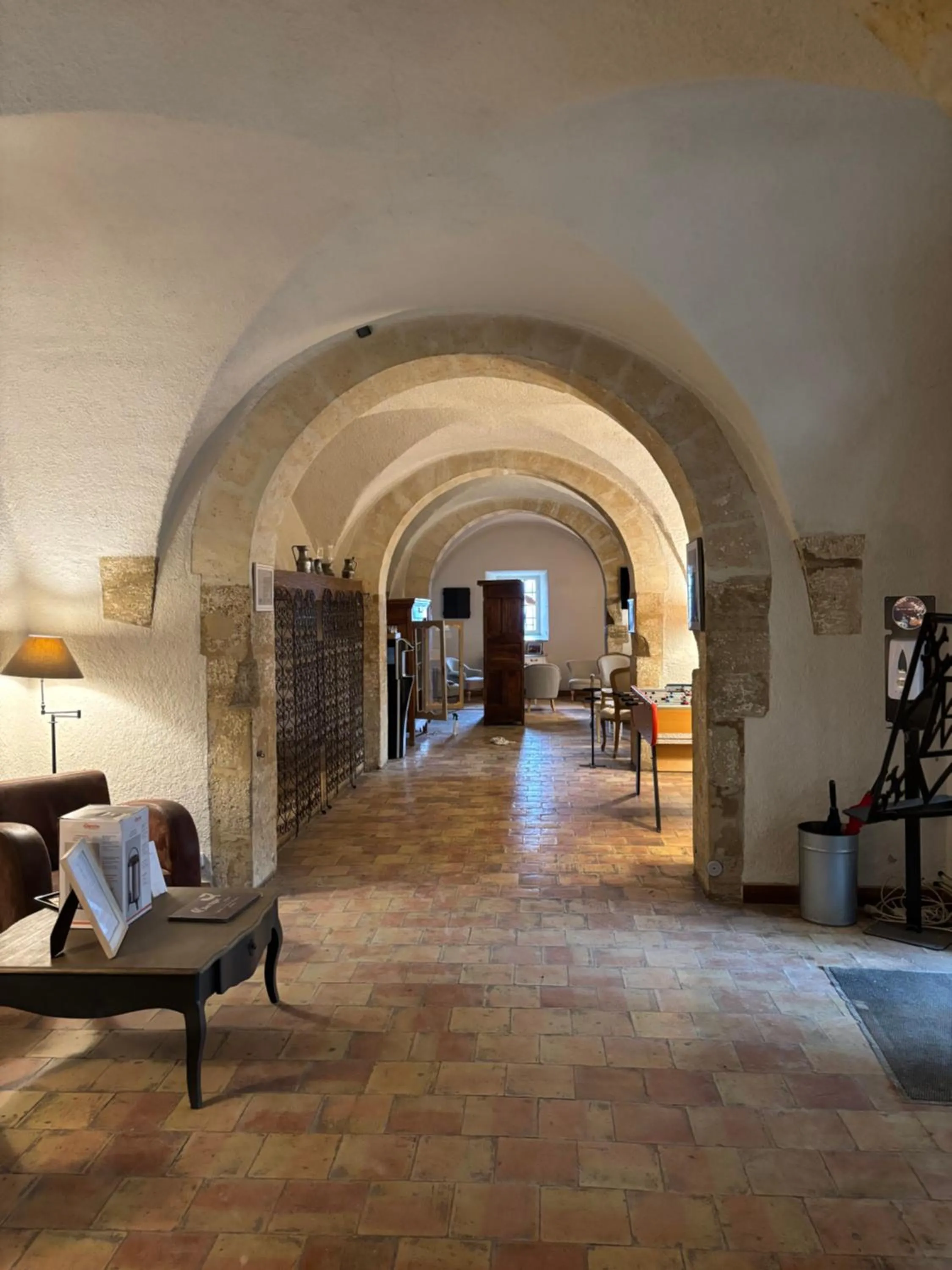 Lobby or reception in Garrigae Abbaye de Sainte Croix