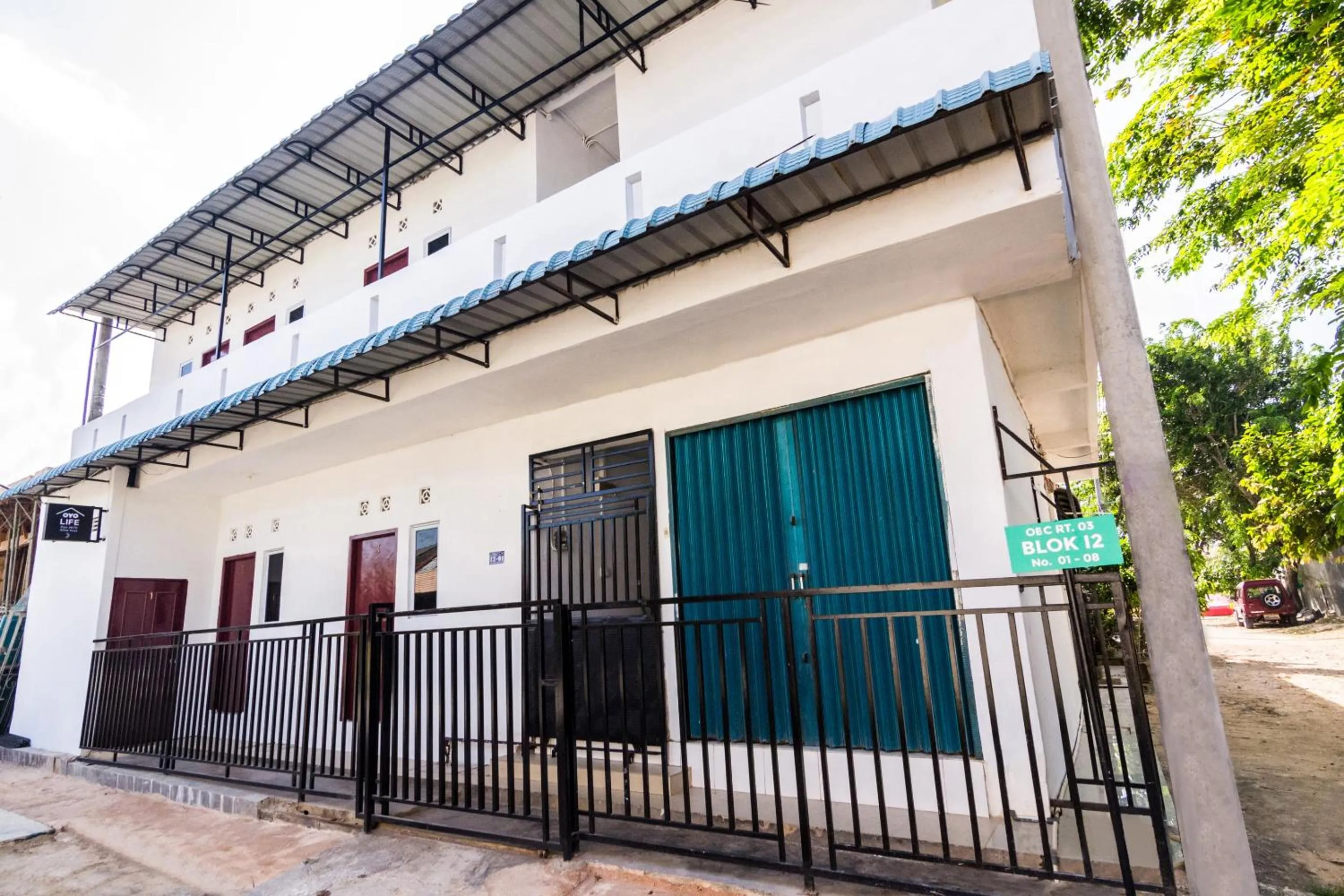 Facade/entrance in OYO Life 2670 Aline Kost