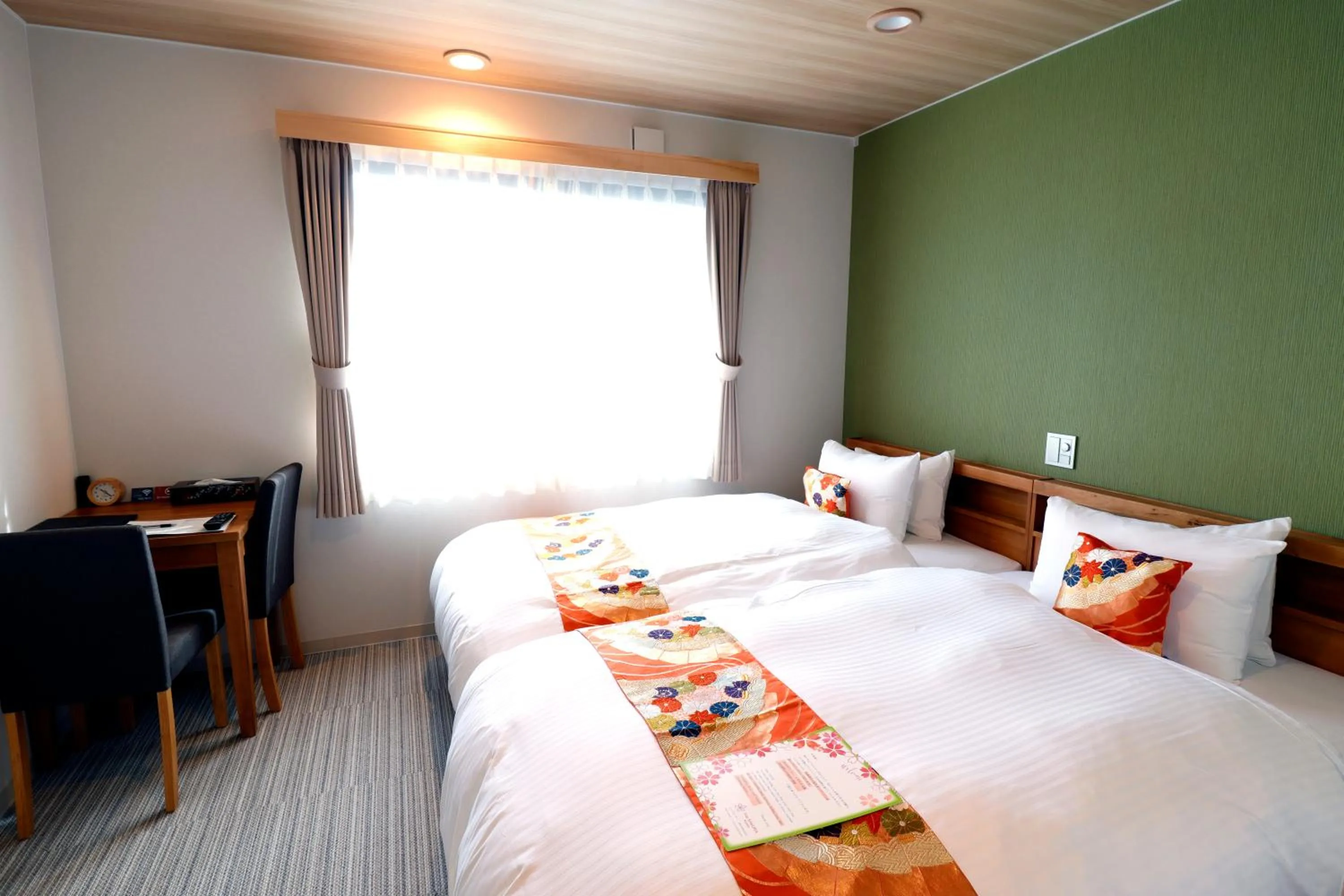 Photo of the whole room, Bed in Stay SAKURA Kyoto Kiyomizu Ougi