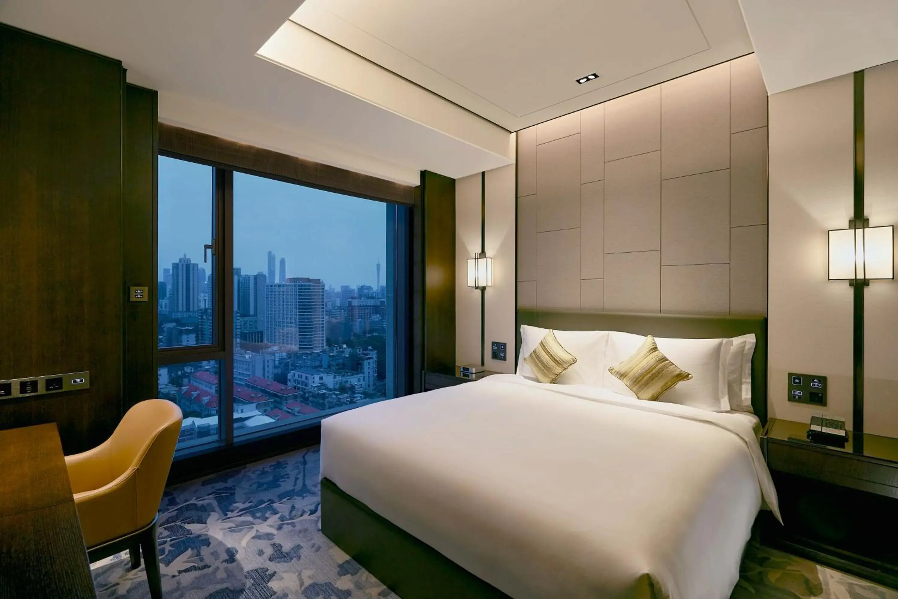Deluxe 2 Bedrooms Suite in Kempinski Residences Guangzhou - Free shuttle between hotel and Exhibition Center during Canton Fair & Exhibitor registration Counter Deluxe 2 Bedrooms Suite in Kempinski Residences Guangzhou - Free shuttle between hotel and Exhibition Center during Canton Fair & Exhibitor registration Counter