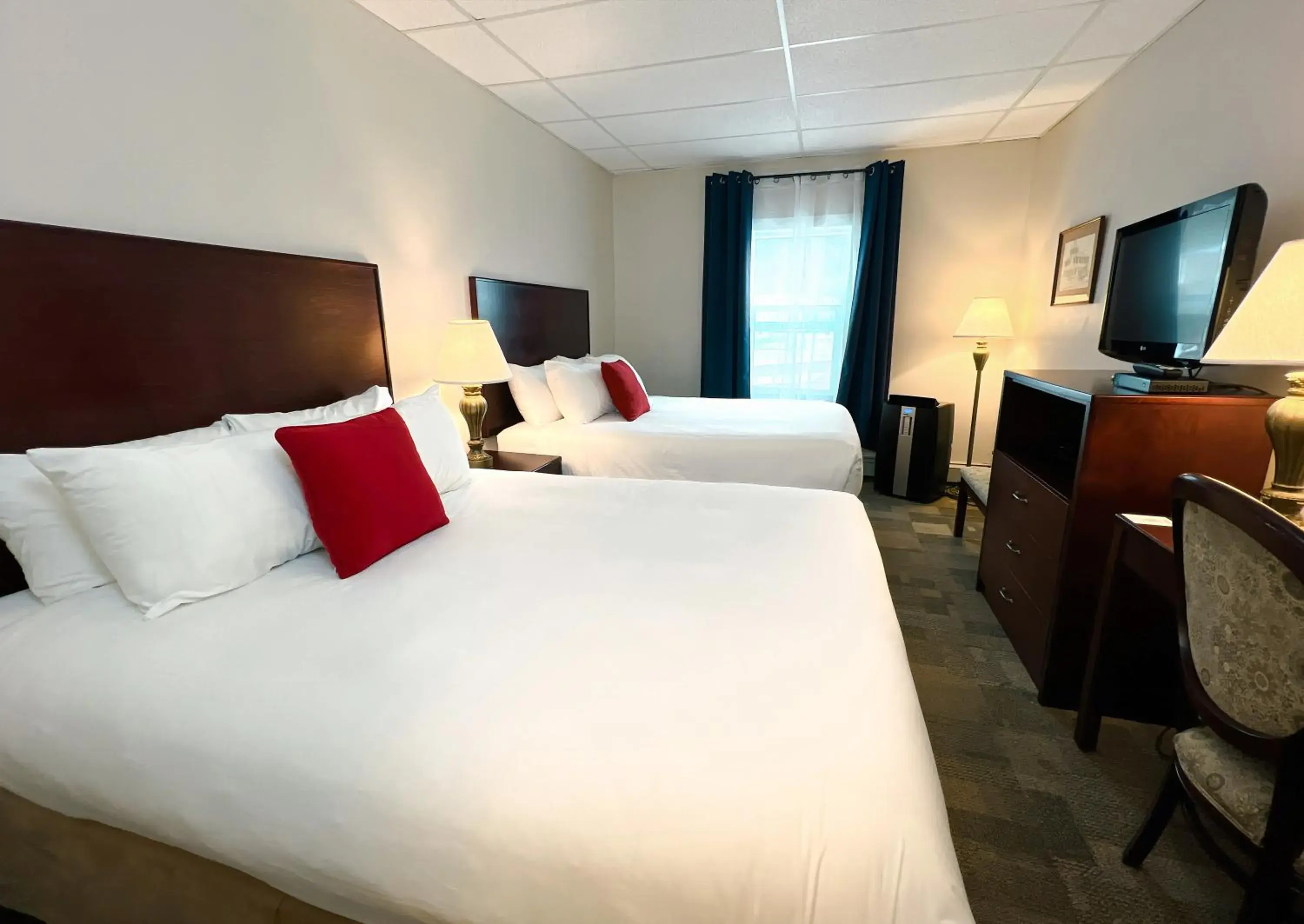 Queen Room with Two Queen Beds in The Downtown, a Coast Hotel Queen Room with Two Queen Beds in The Downtown, a Coast Hotel