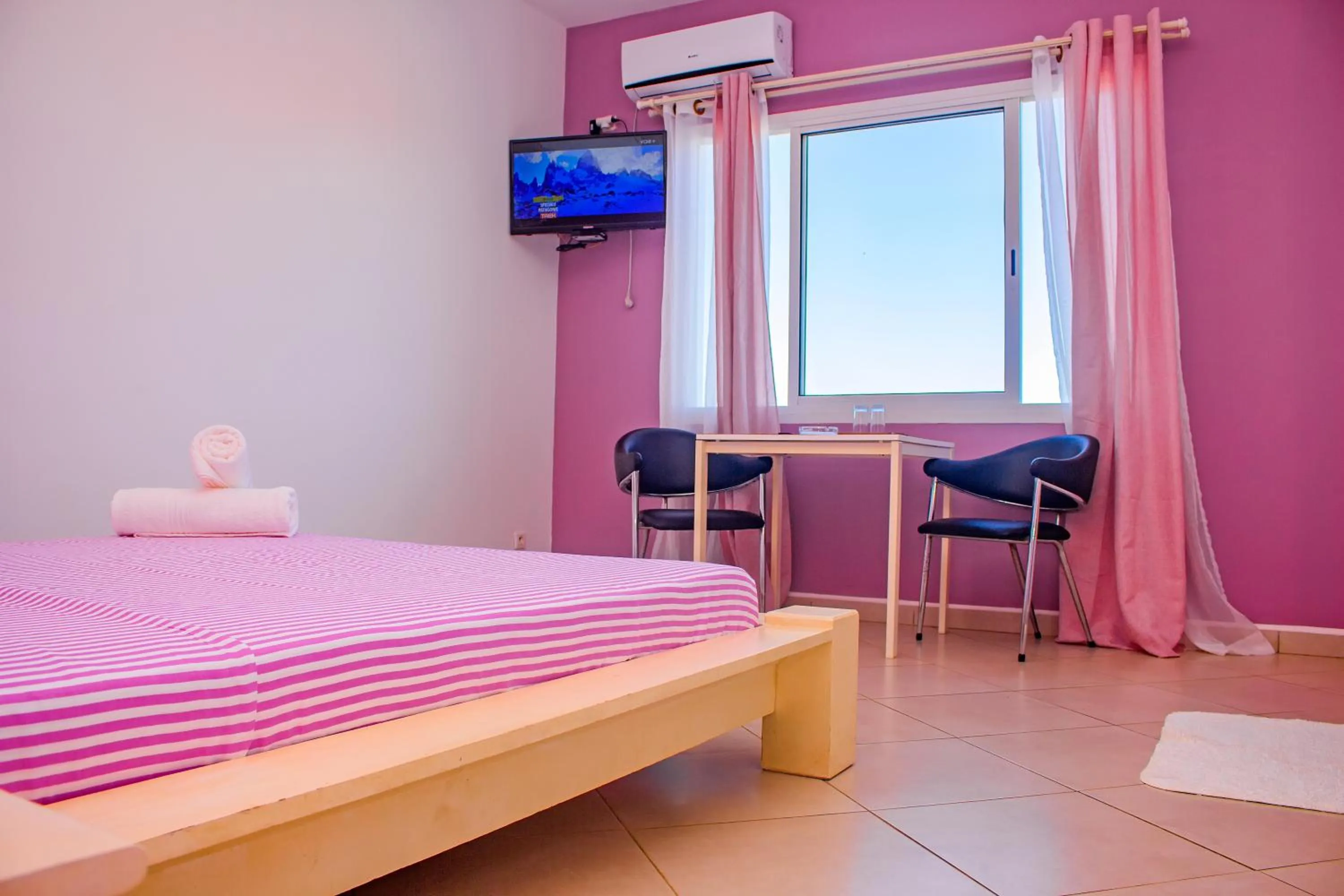 Bed in Cambria Hotel