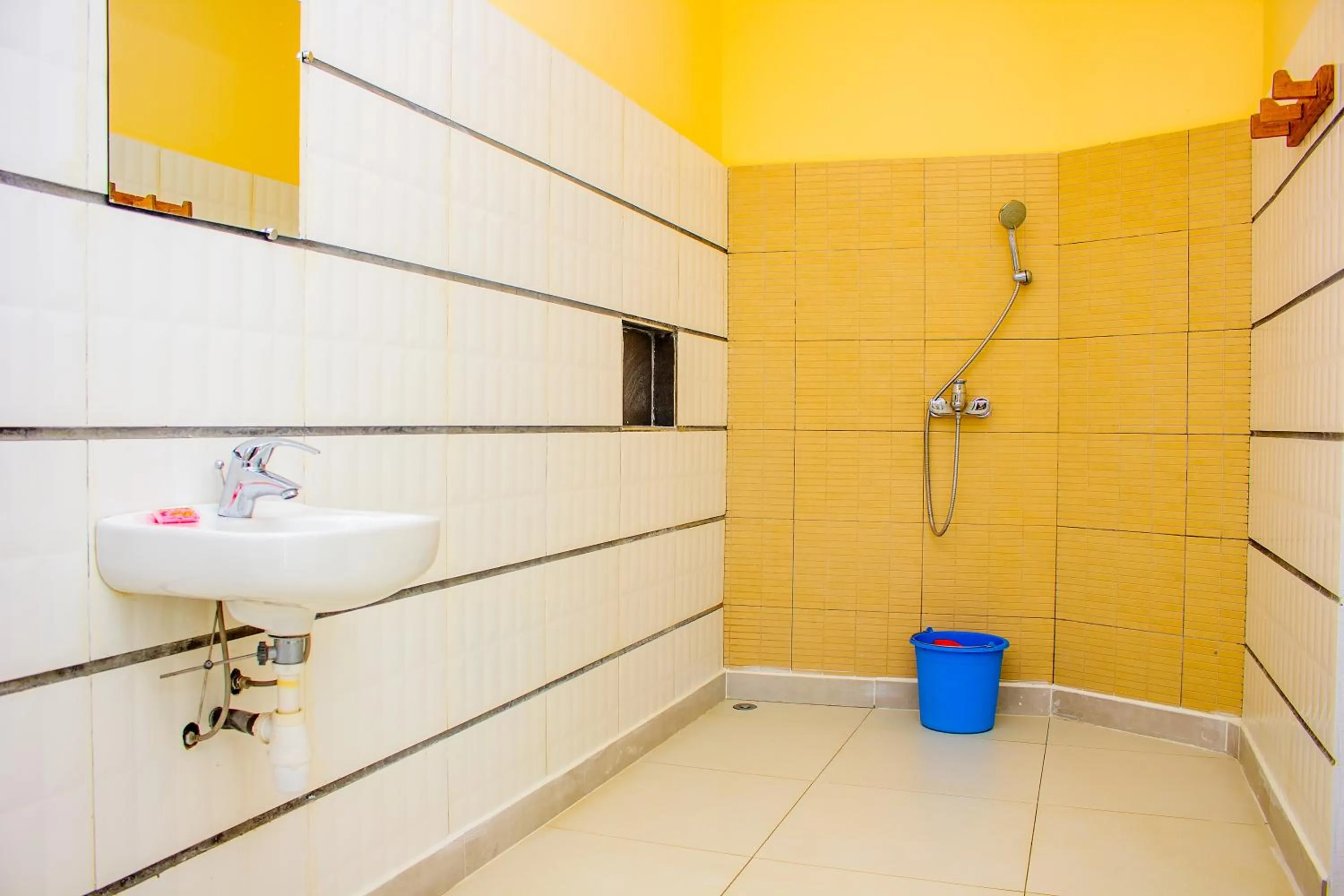 Bathroom in Cambria Hotel