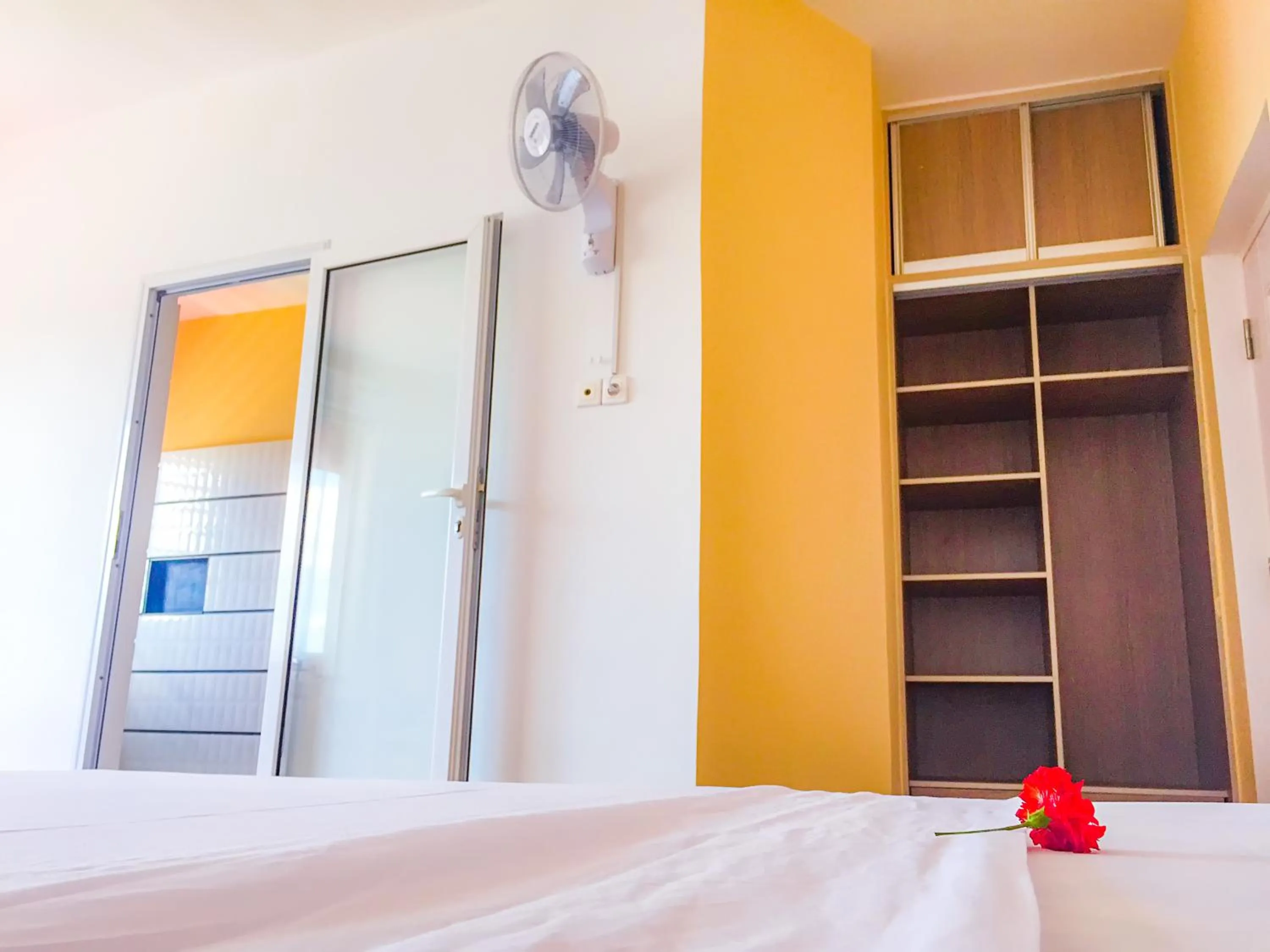 Other, Bed in Cambria Hotel