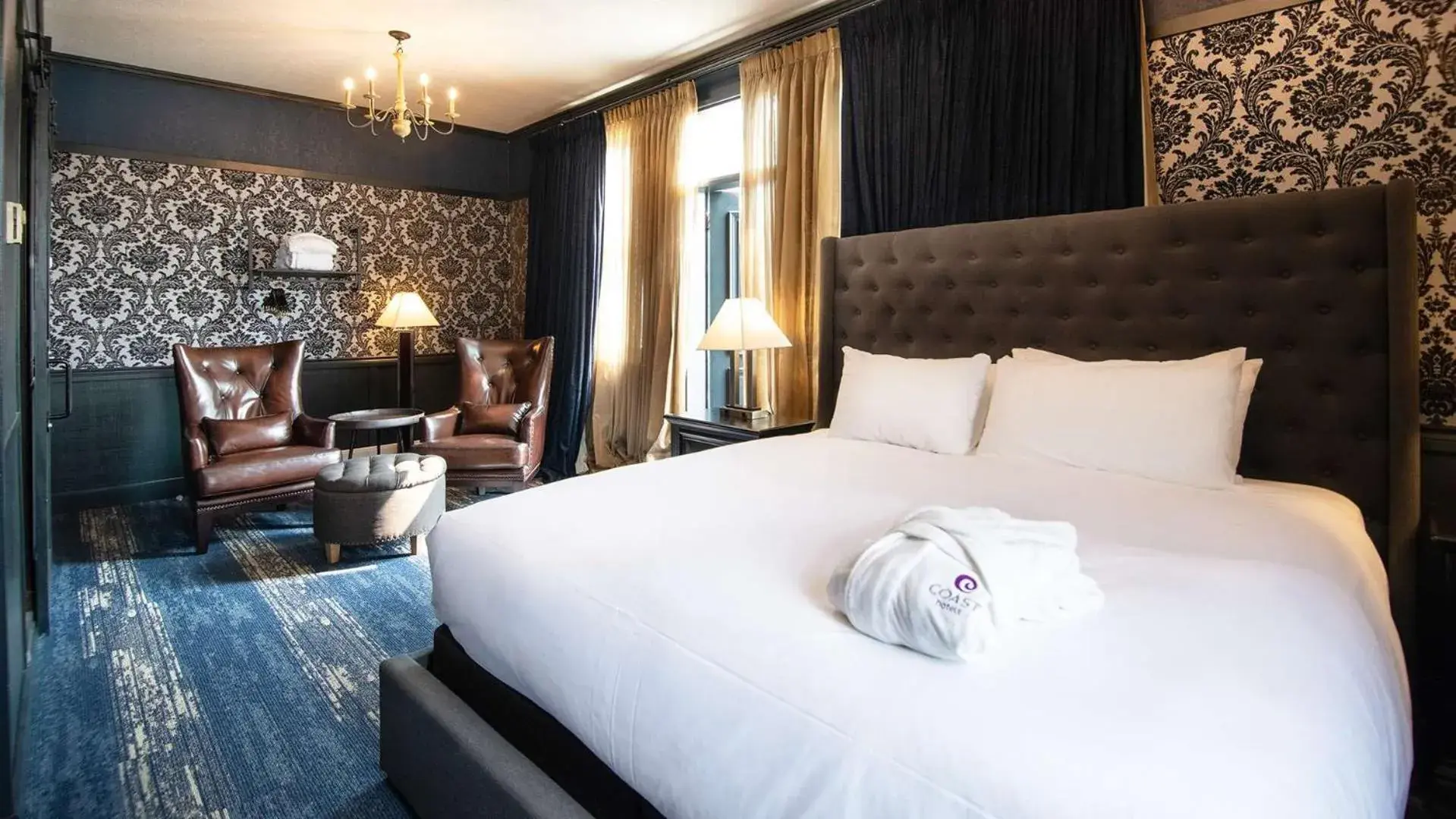 Midnight Sun, a Coast Hotel Midnight Sun, a Coast Hotel