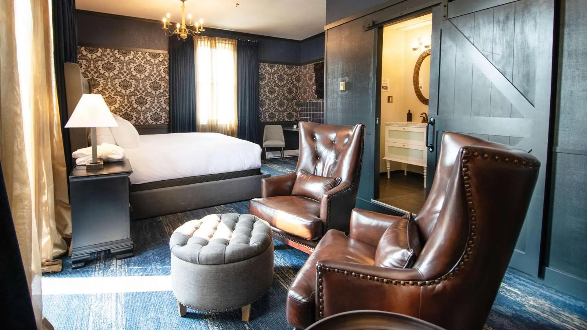 Photo of the whole room, Bed in Midnight Sun, a Coast Hotel