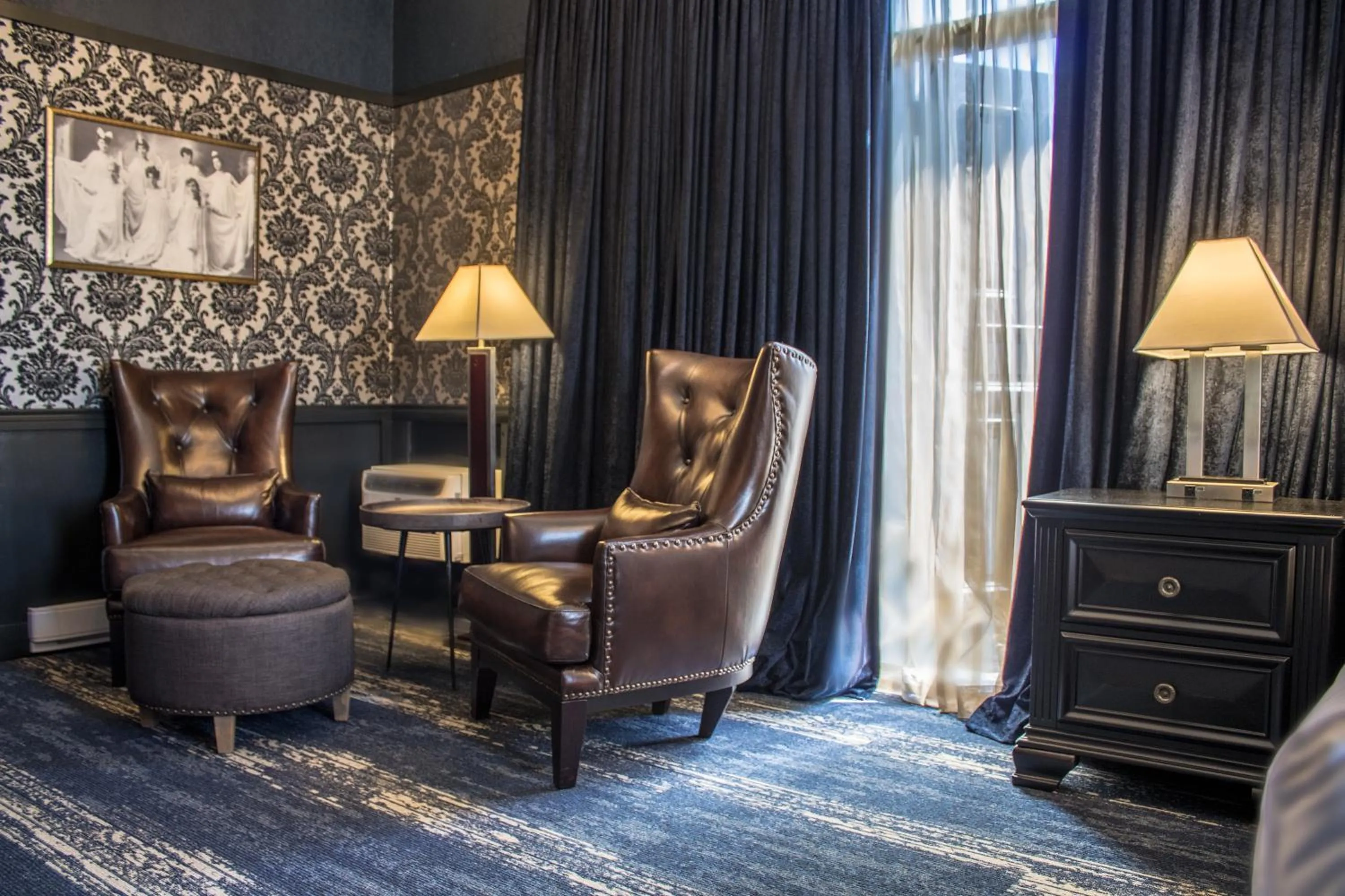 Seating area in Midnight Sun, a Coast Hotel