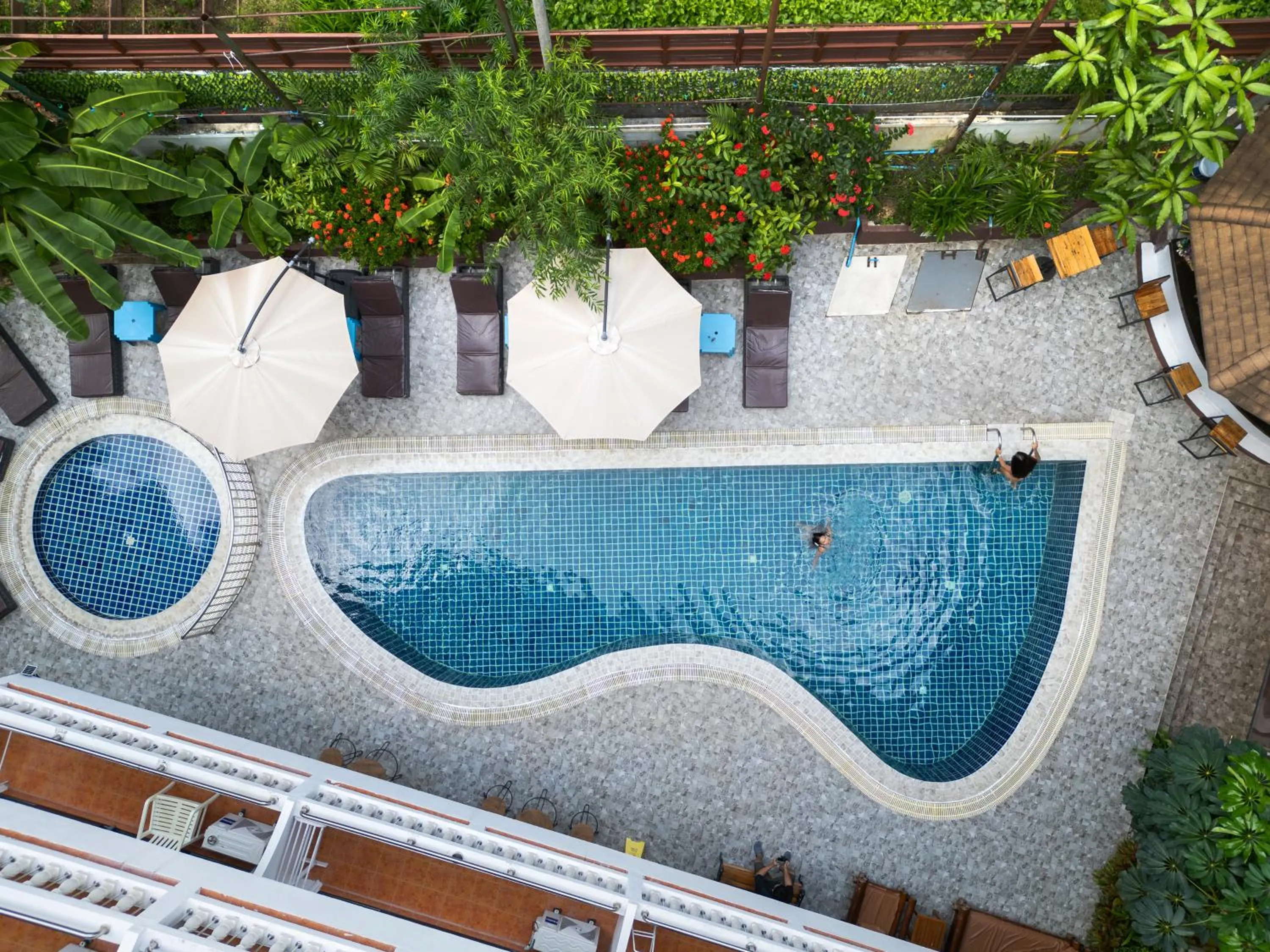 Day in Patong Central Residence and Apartment