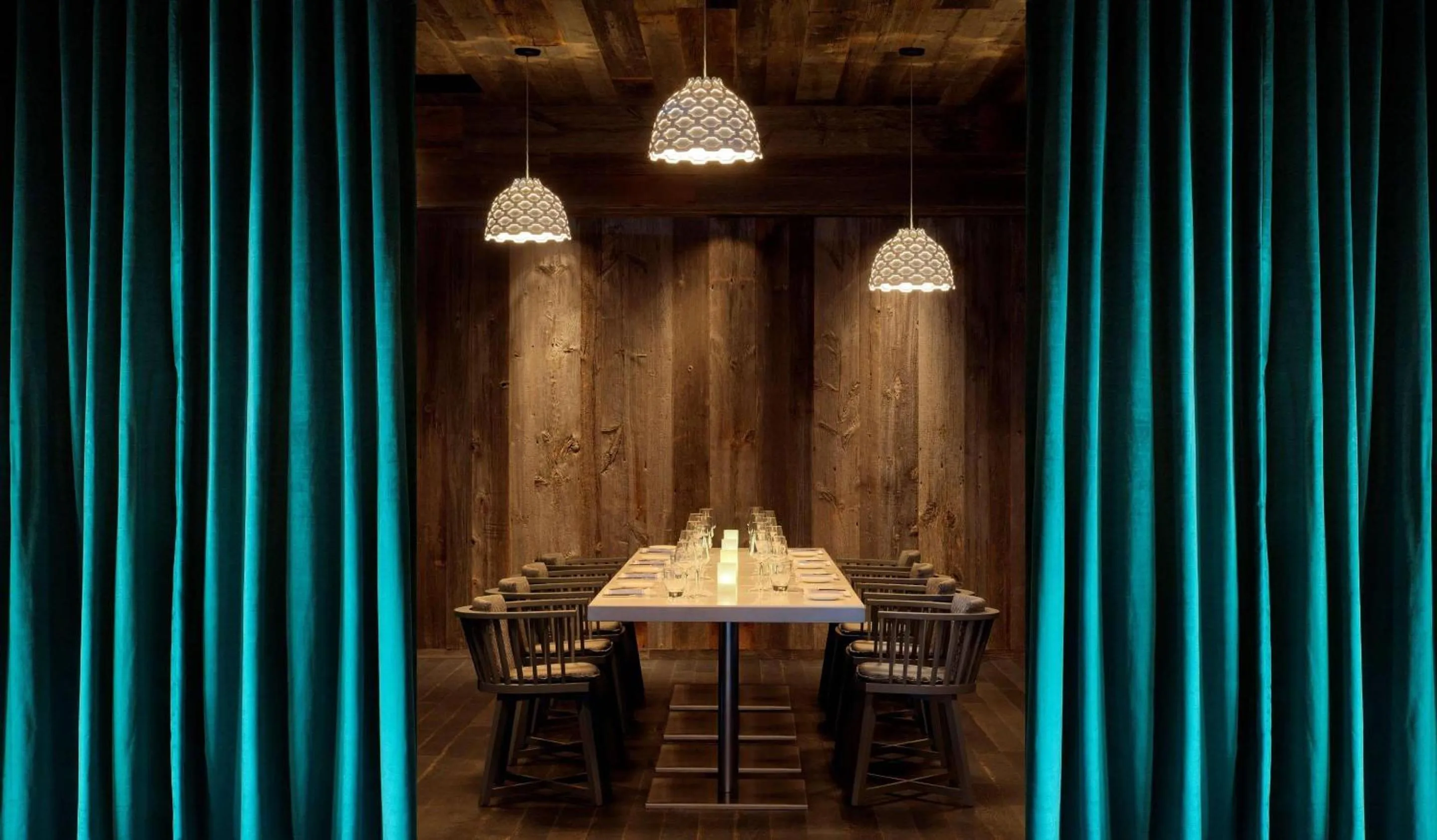 Restaurant/places to eat in Radisson Blu Mall of America