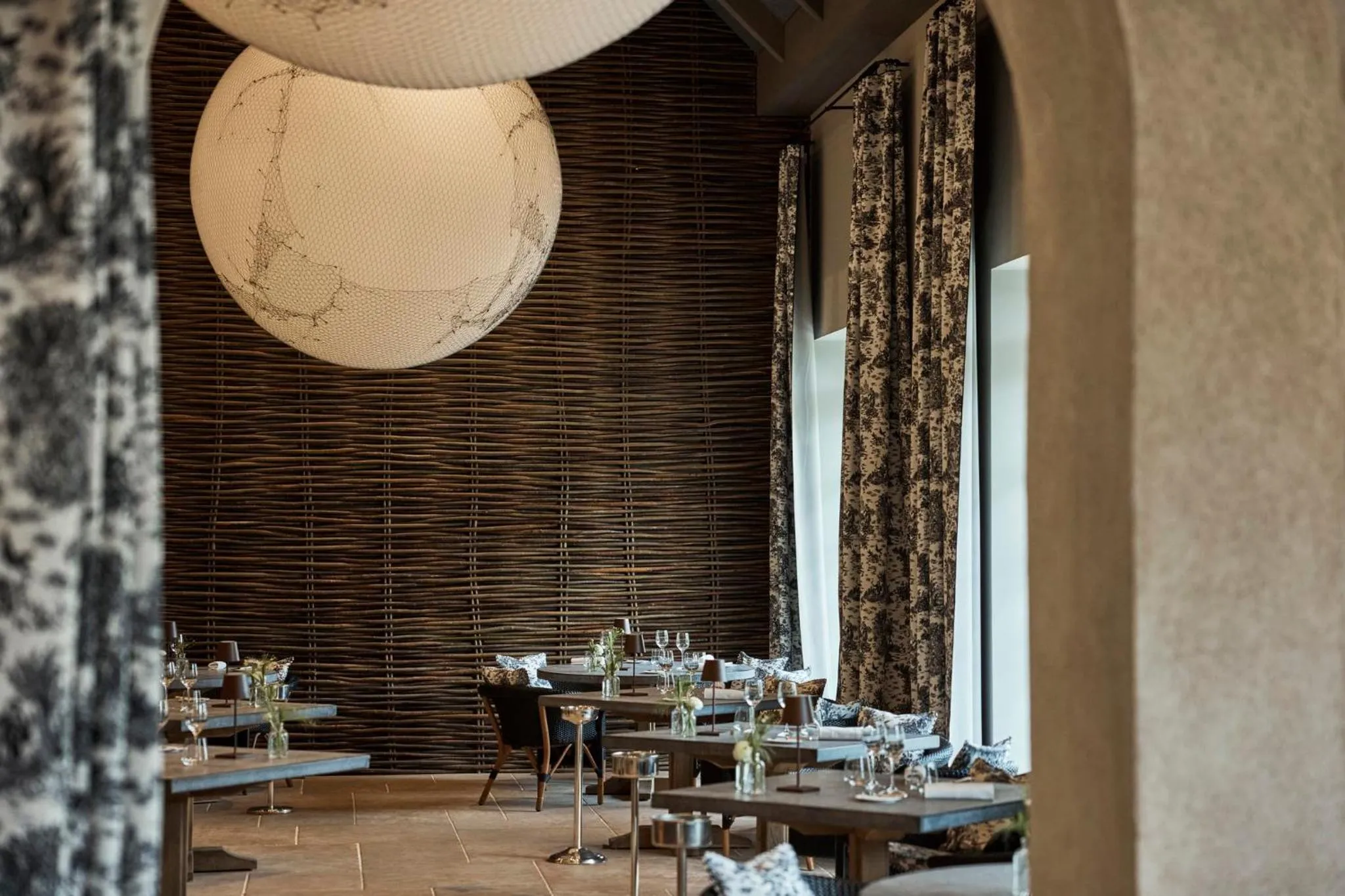 Restaurant/places to eat in COMO Le Montrachet