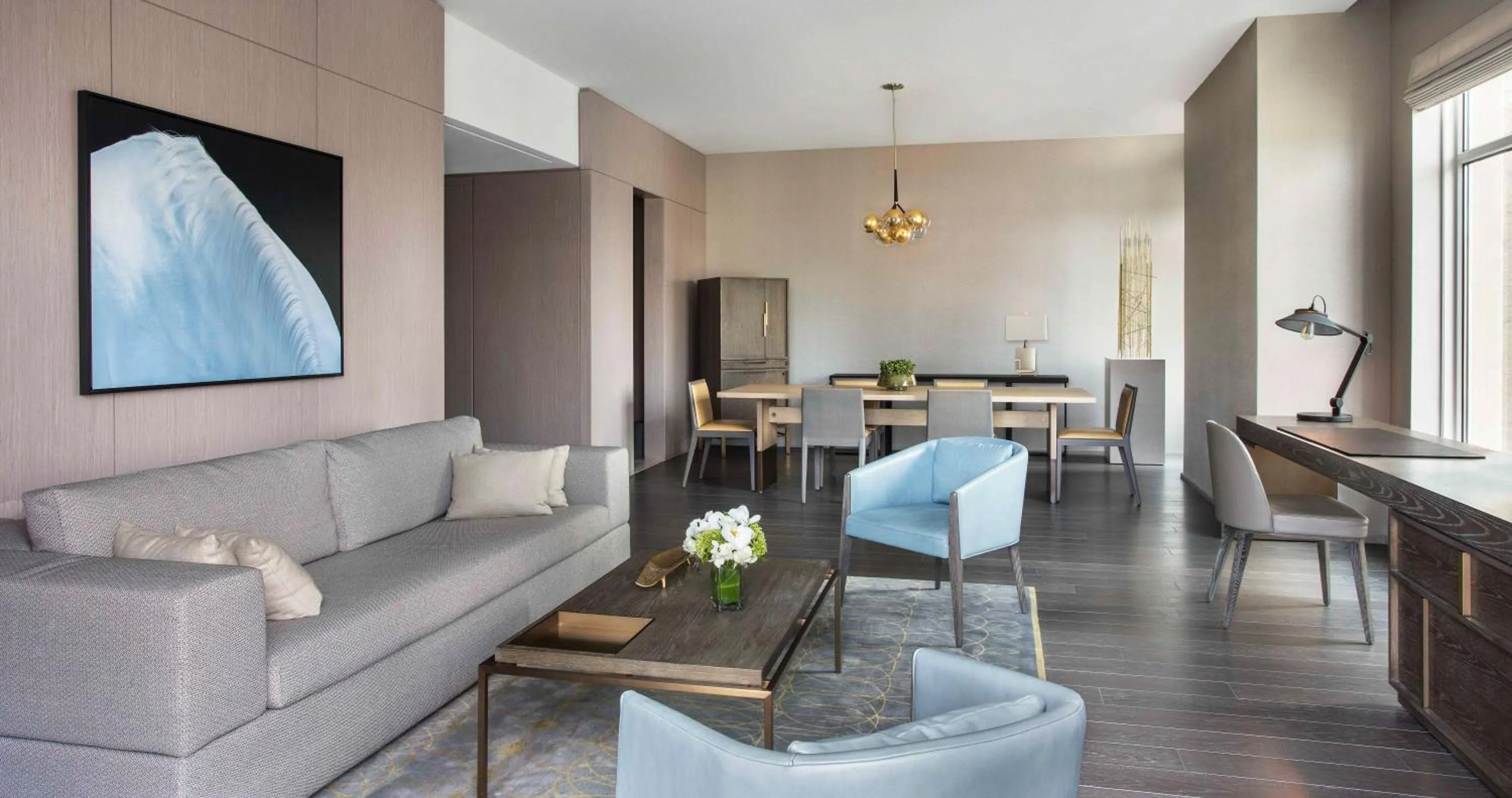 Seating area in Four Seasons Hotel New York Downtown